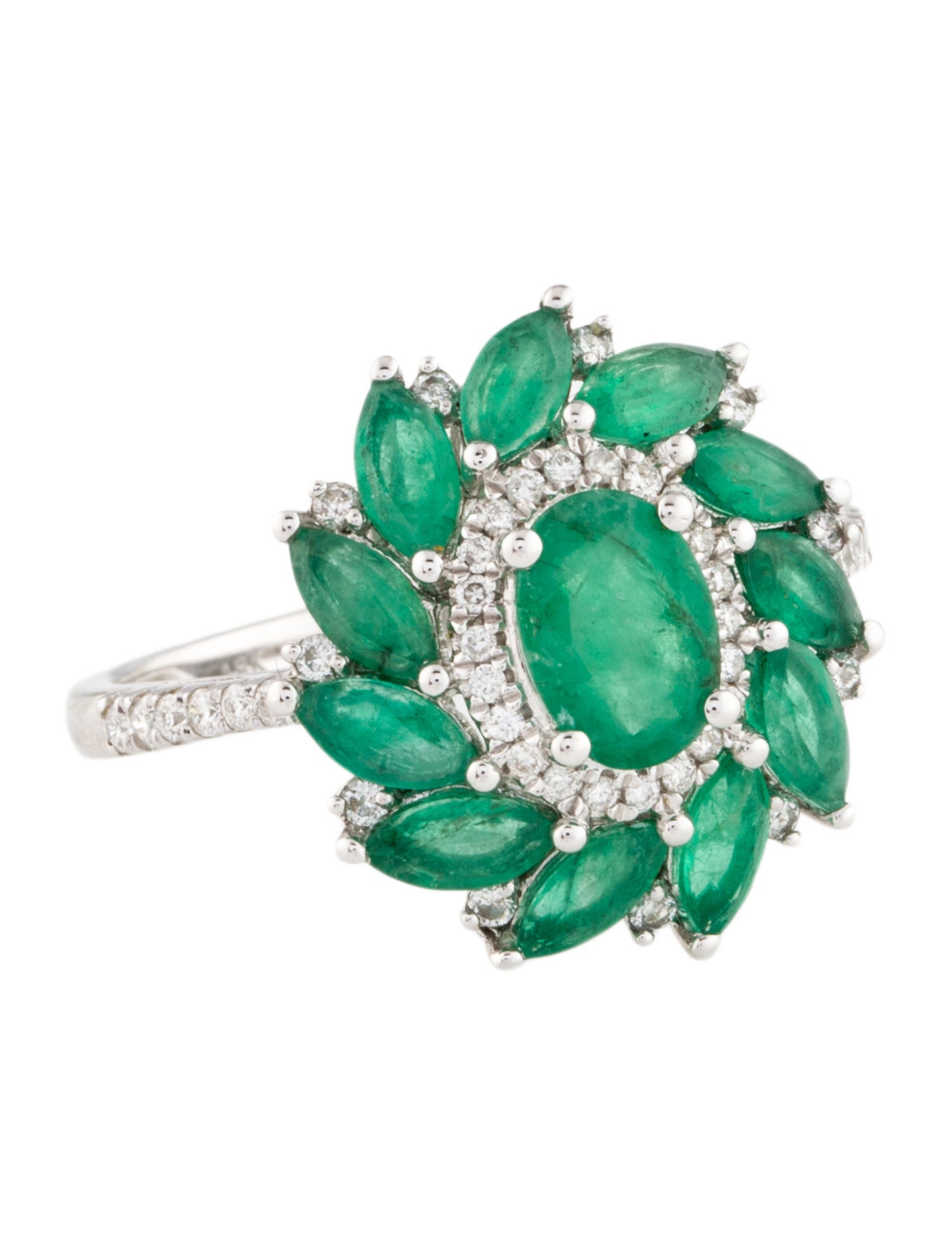 Ring 18K Emerald & Diamond Cocktail