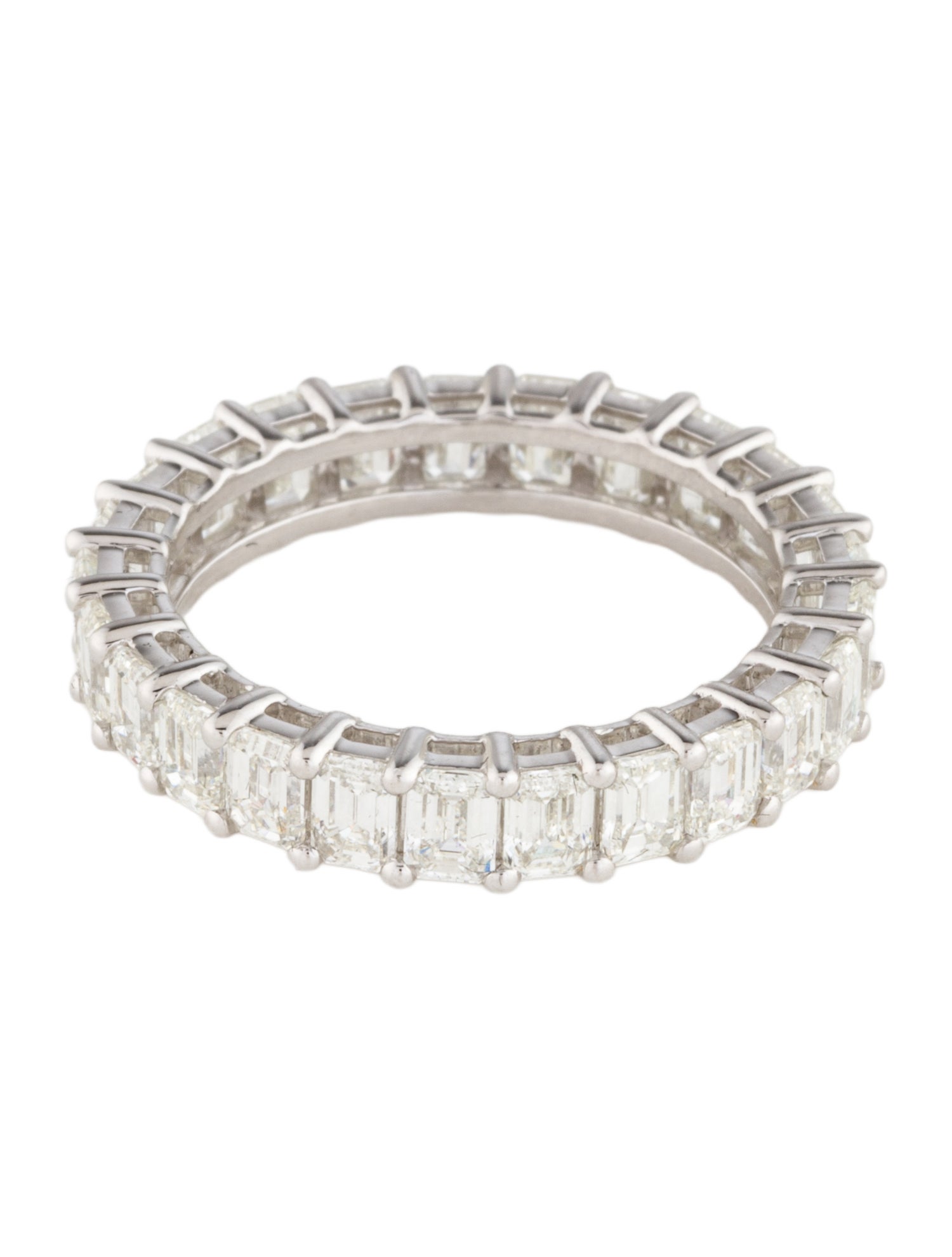 Ring 18K 3.00ctw Diamond Eternity Band
