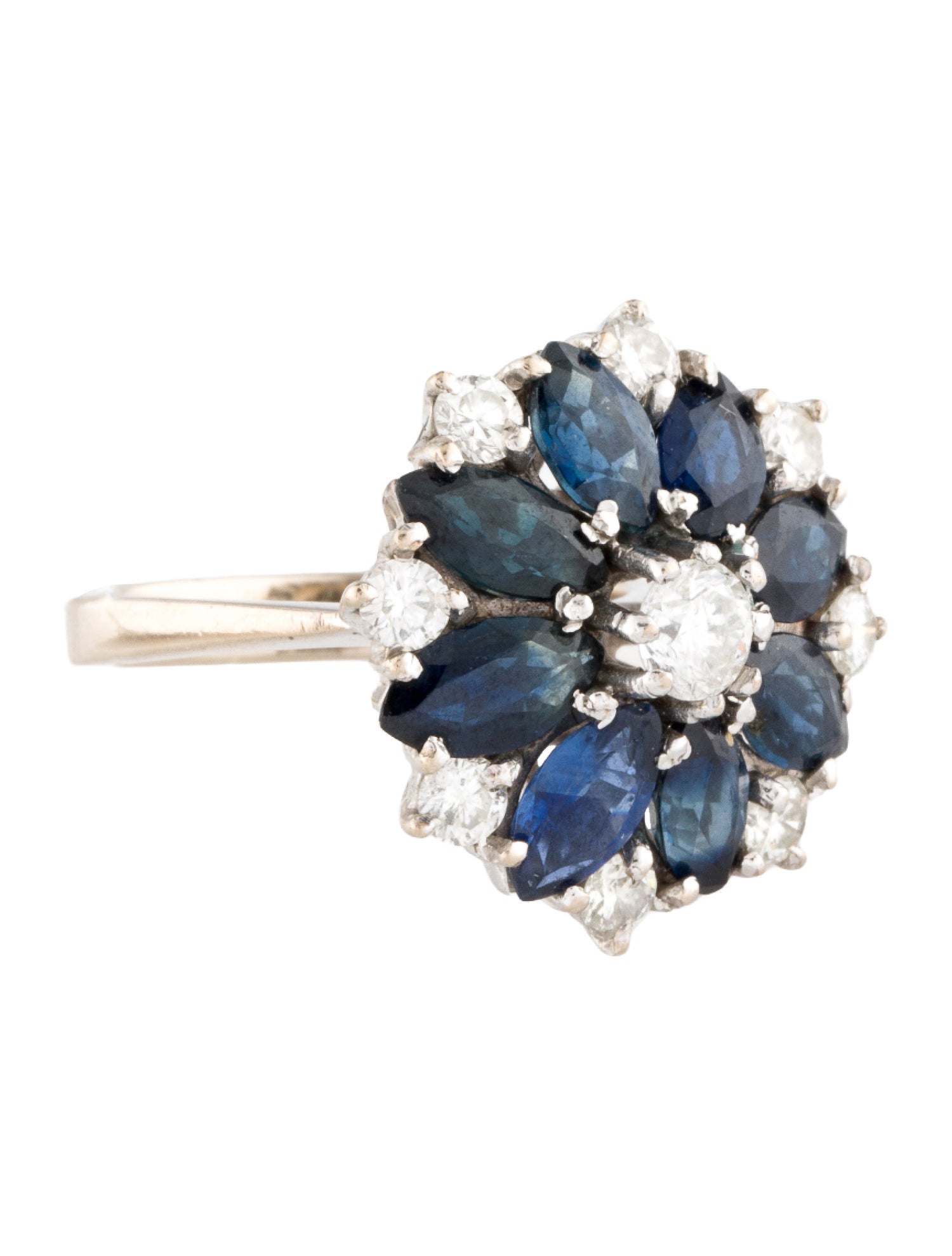 Ring 18K 4.24ctw Sapphire & Diamond Floral Cocktail Ring