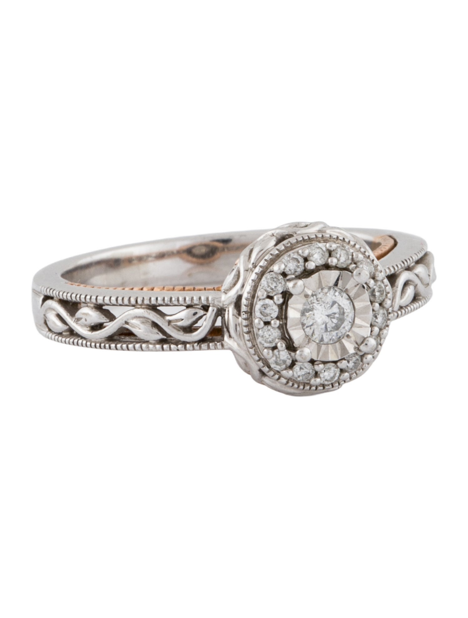 Ring 10K Textured Diamond