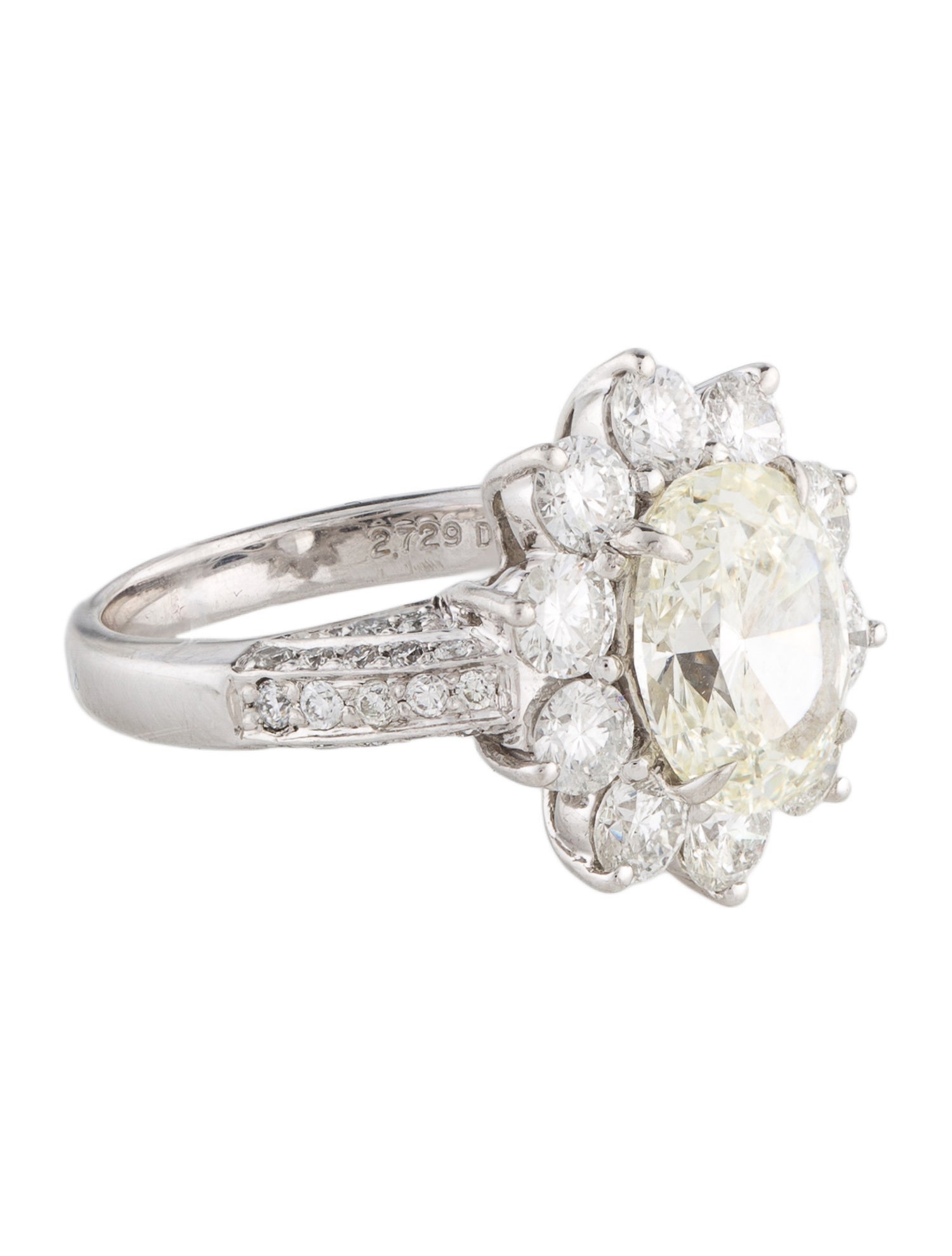 Ring Platinum 4.56ctw Diamond Cocktail