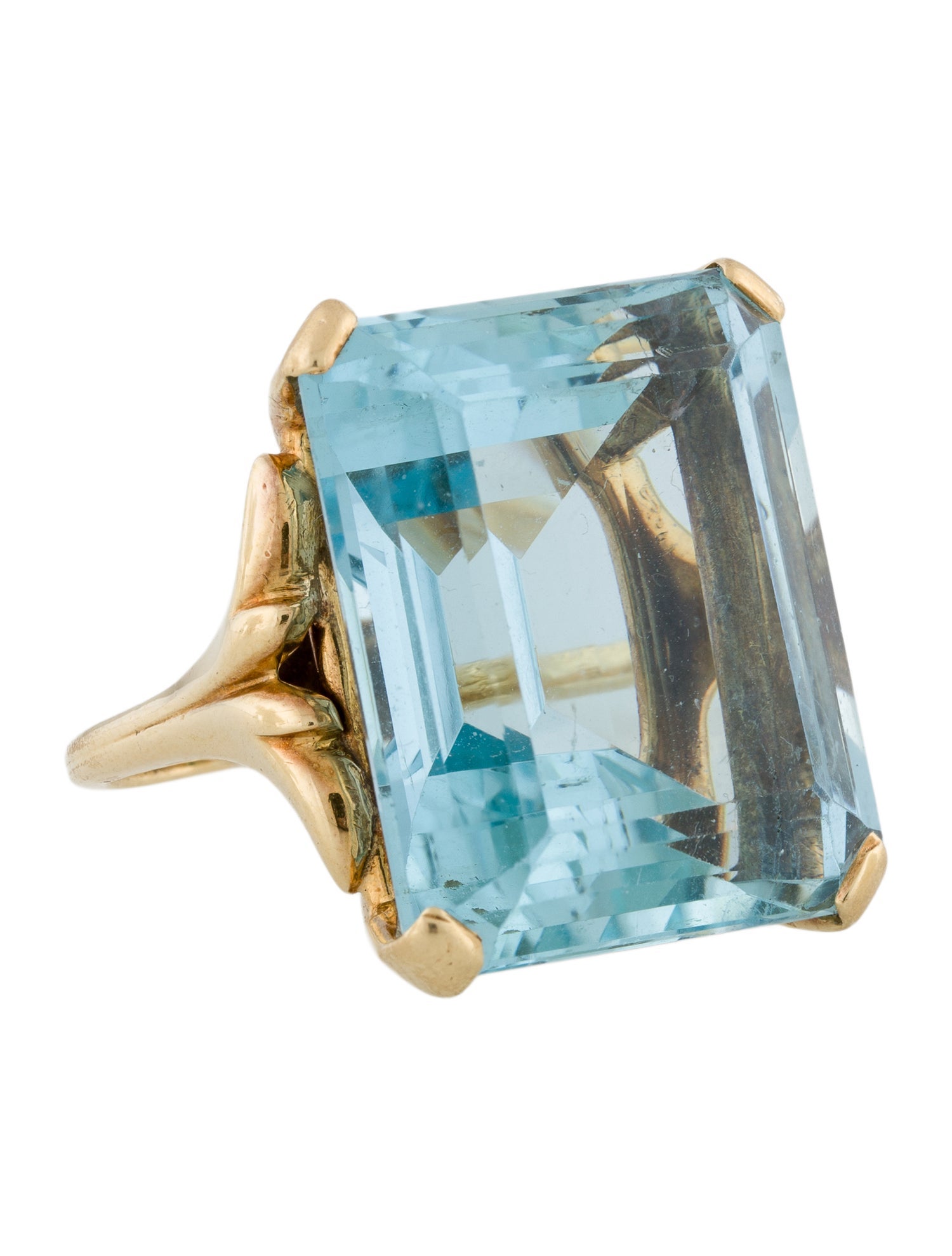 Ring 18K 40.63ct Aquamarine Cocktail