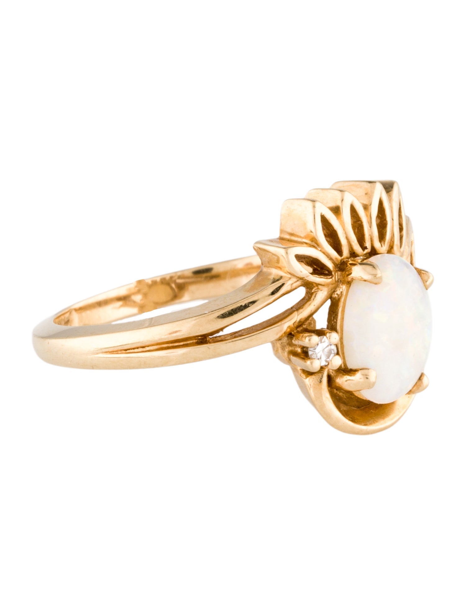 Ring 14K Opal & Diamond Cocktail