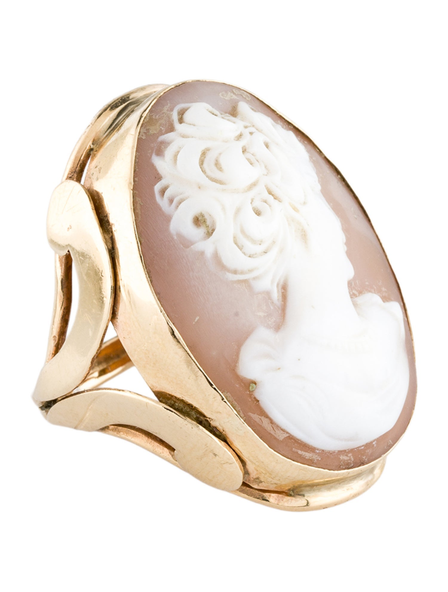 Ring 14K Shell Cameo Cocktail Ring