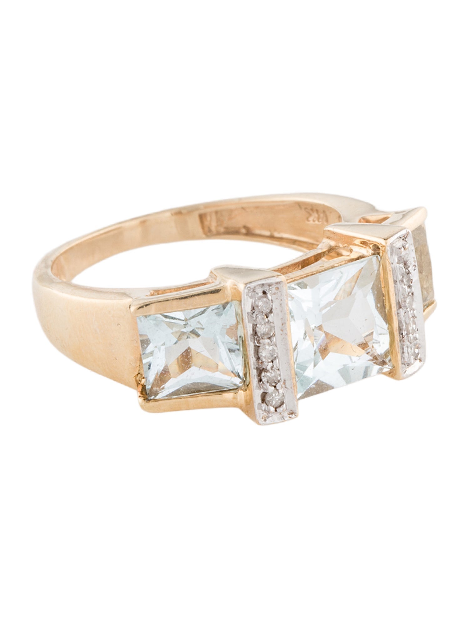 Ring 14K Aquamarine & Diamond Cocktail Ring