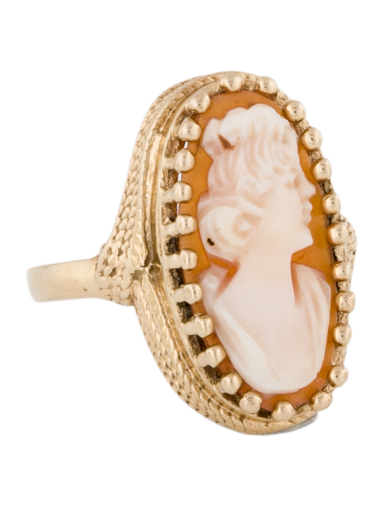 Ring 14K Shell Cameo Cocktail