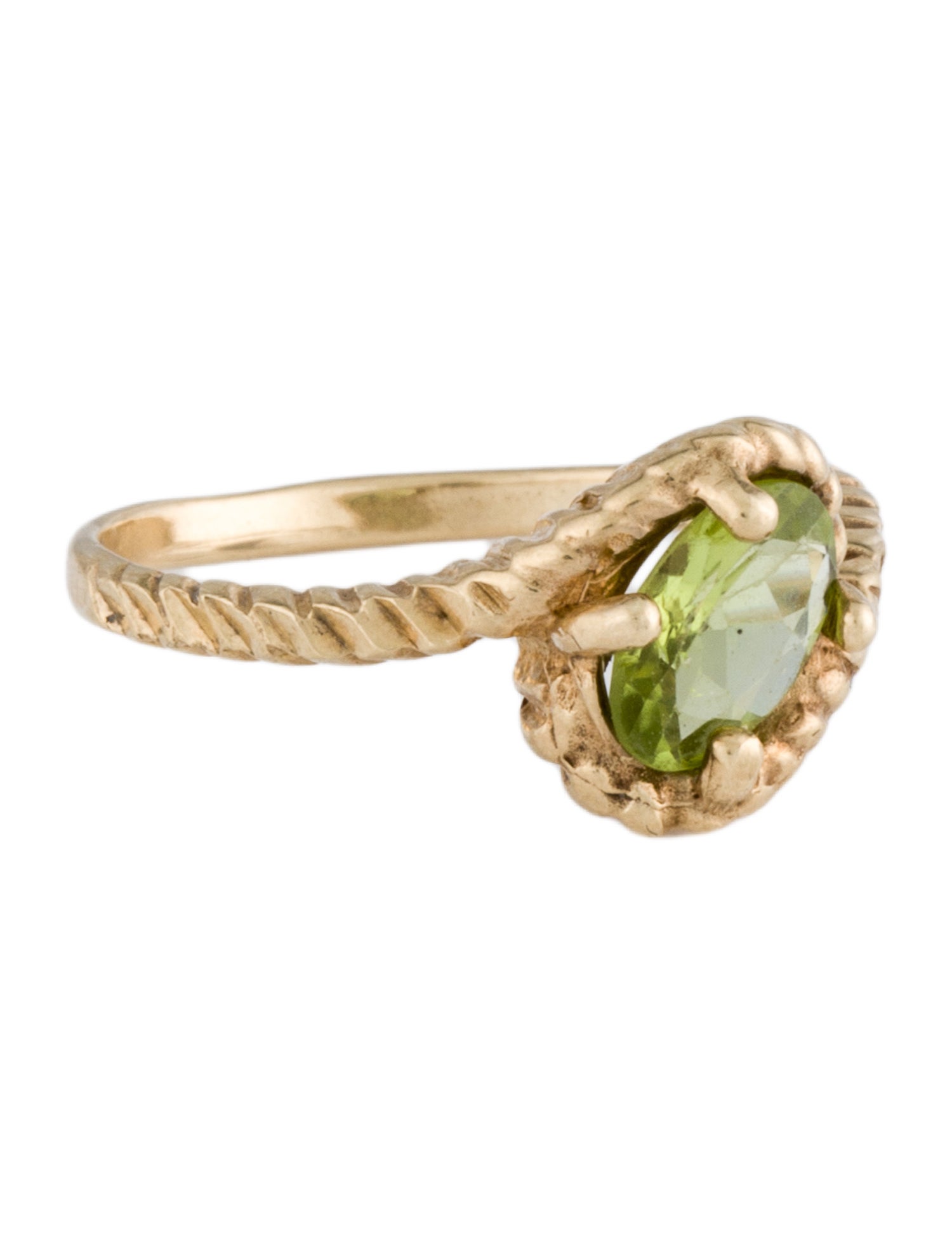 Ring 10K Peridot Cocktail