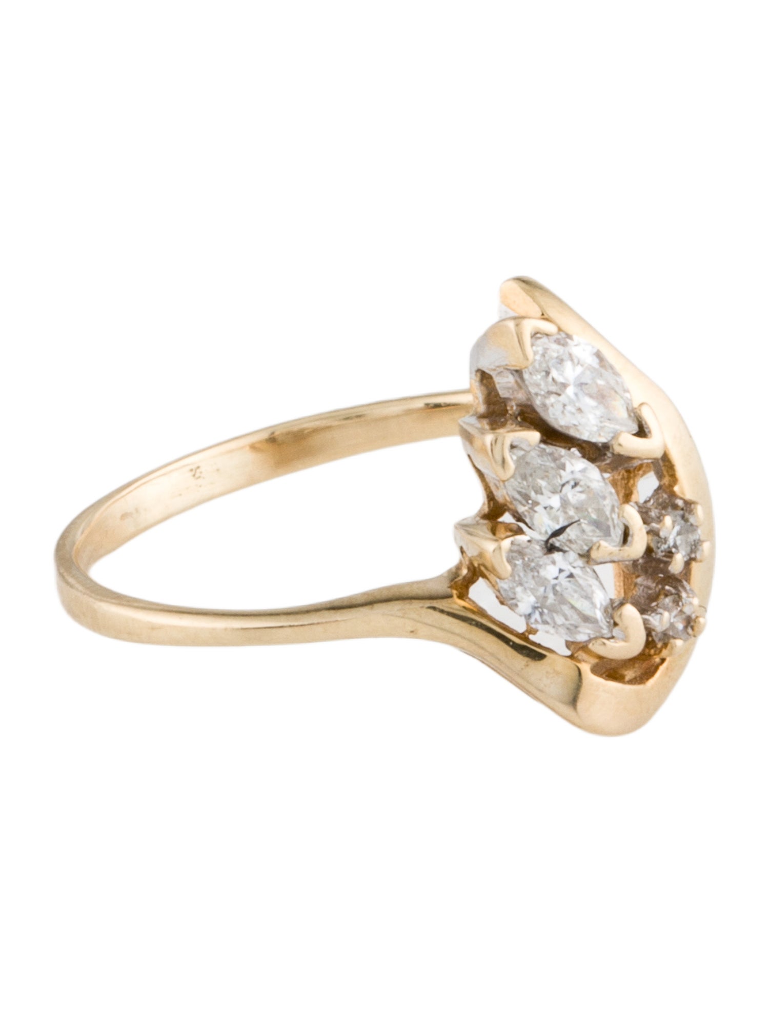 Ring 14K Diamond Cocktail