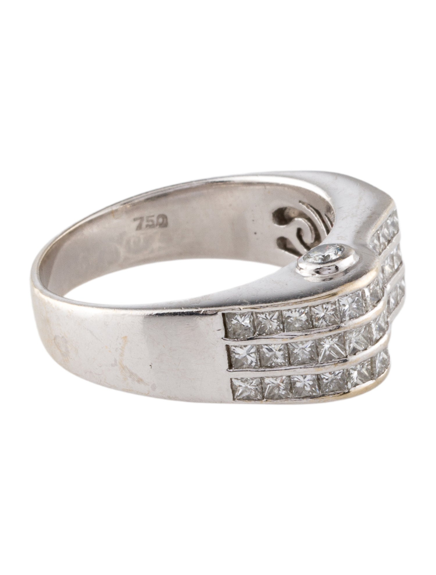 Ring 18K 1.02ctw Diamond