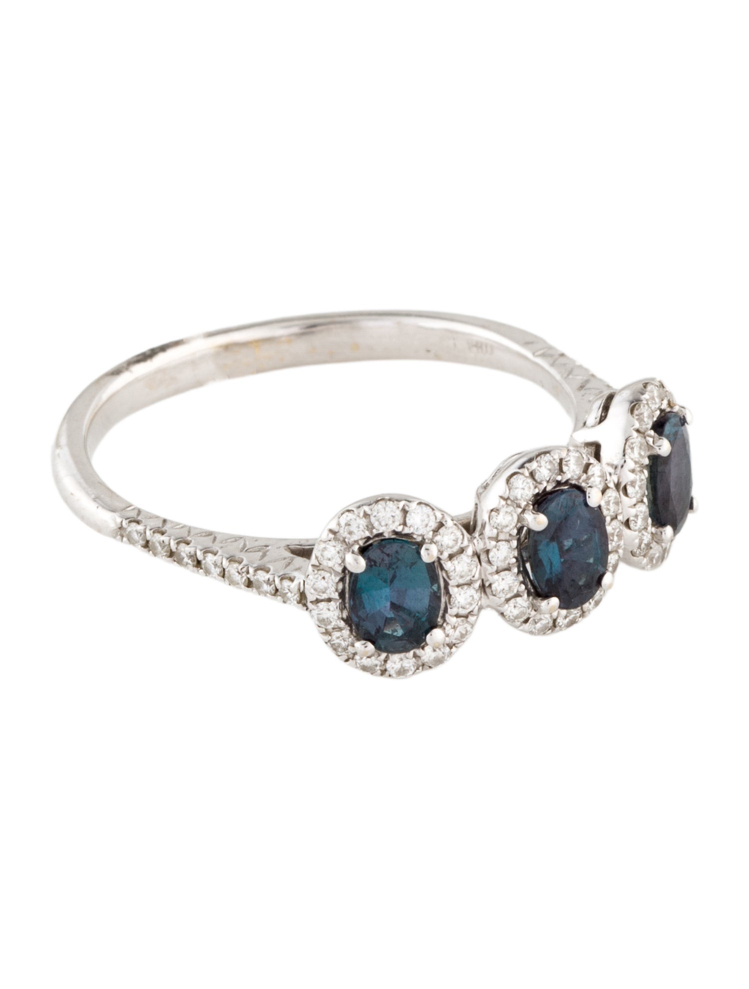 Ring 18K Alexandrite & Diamond Cocktail Ring