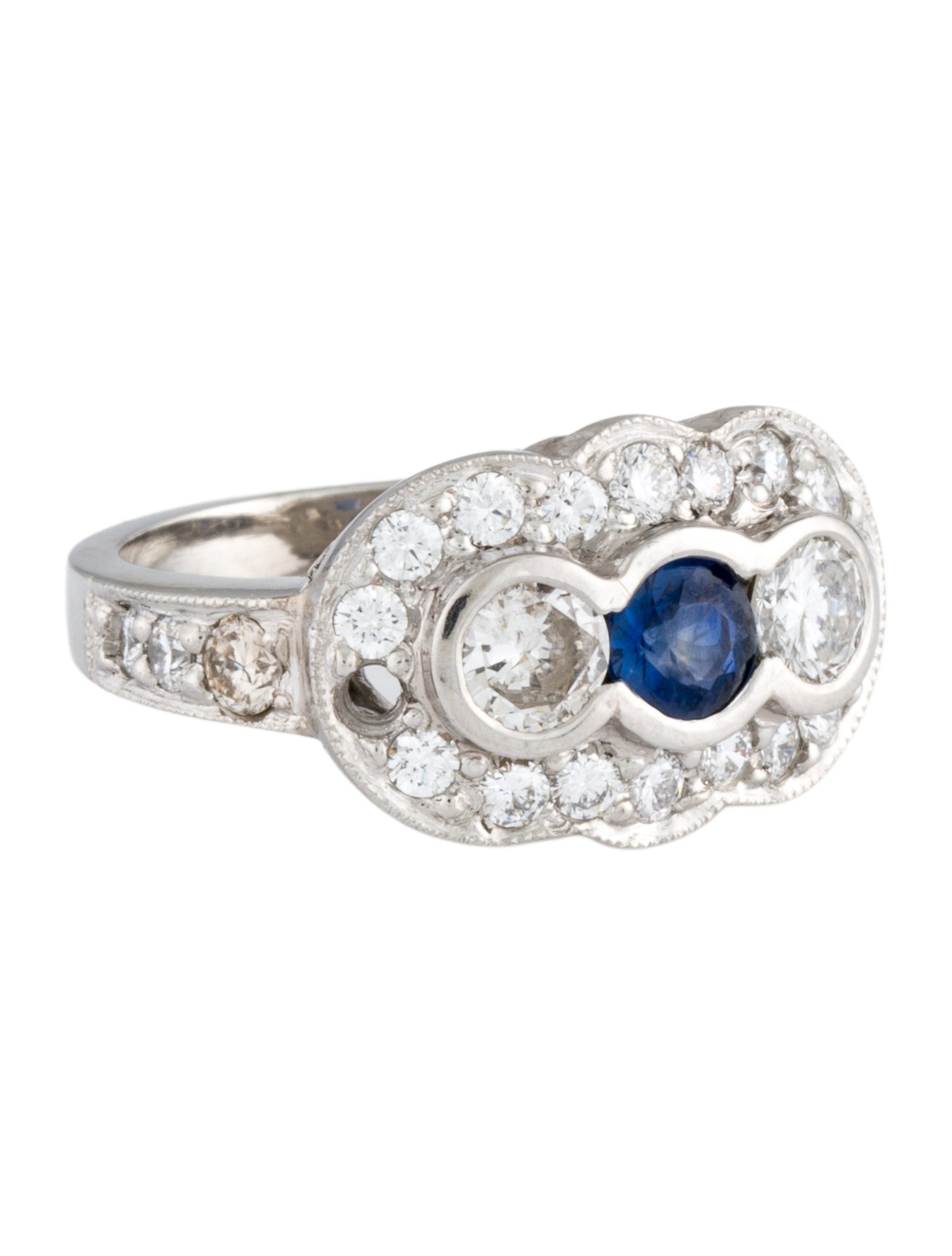 Ring Platinum Sapphire & Diamond Cocktail