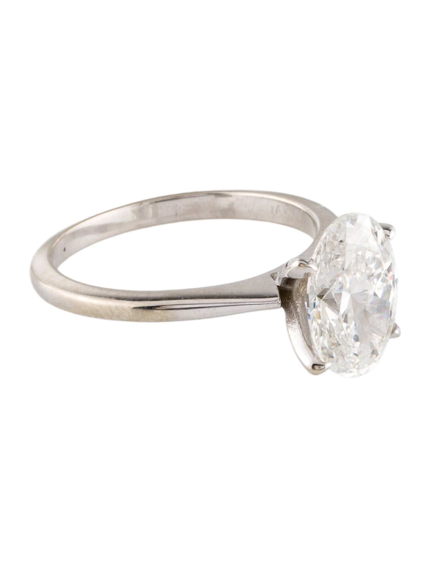 Ring 2.59ct Lab-Grown Diamond Solitaire Engagement