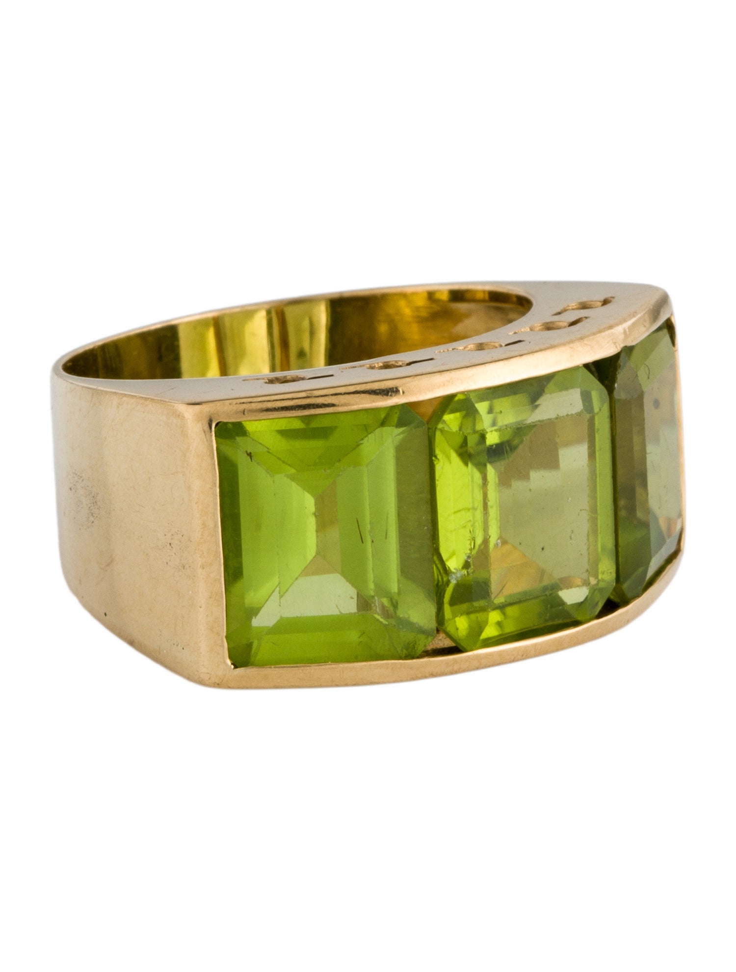 Ring 18K 9.09ctw Cocktail