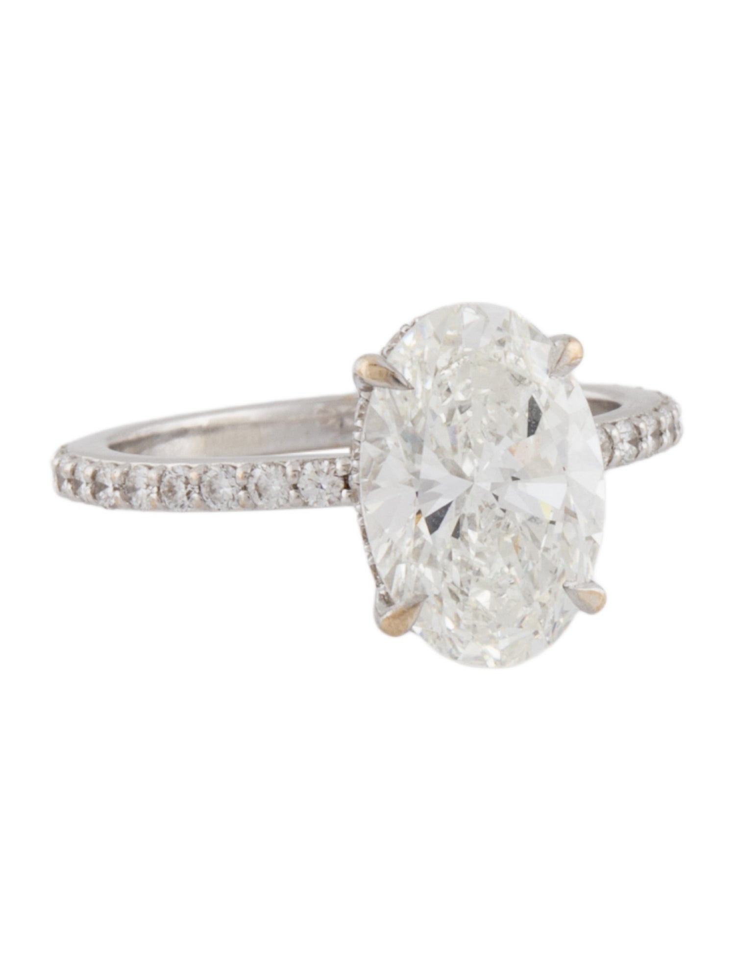 Ring 2.58ct Lab-Grown Diamond Engagement