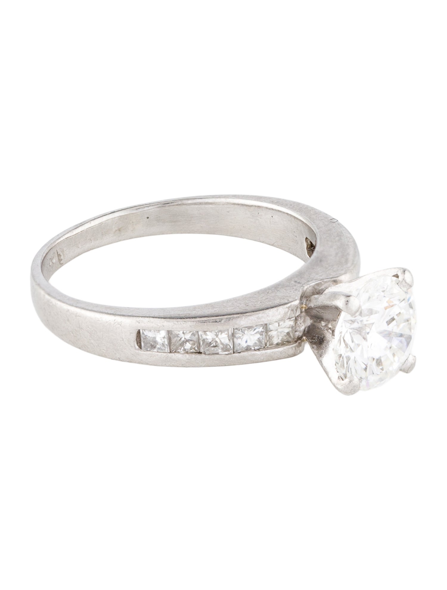 Ring Platinum 1.32ctw Diamond Engagement Ring