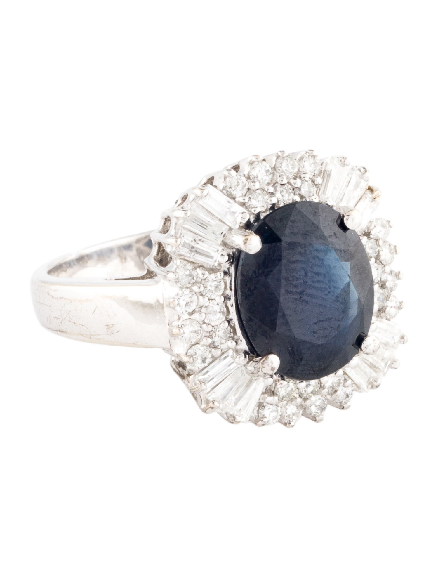 Ring 18K 6.63ct Sapphire & Diamond Cocktail