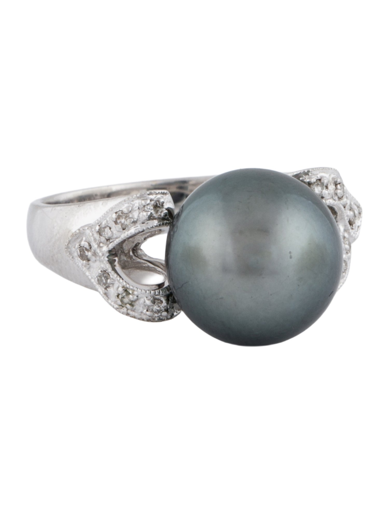 Ring 18K Cultured Pearl & Diamond Cocktail