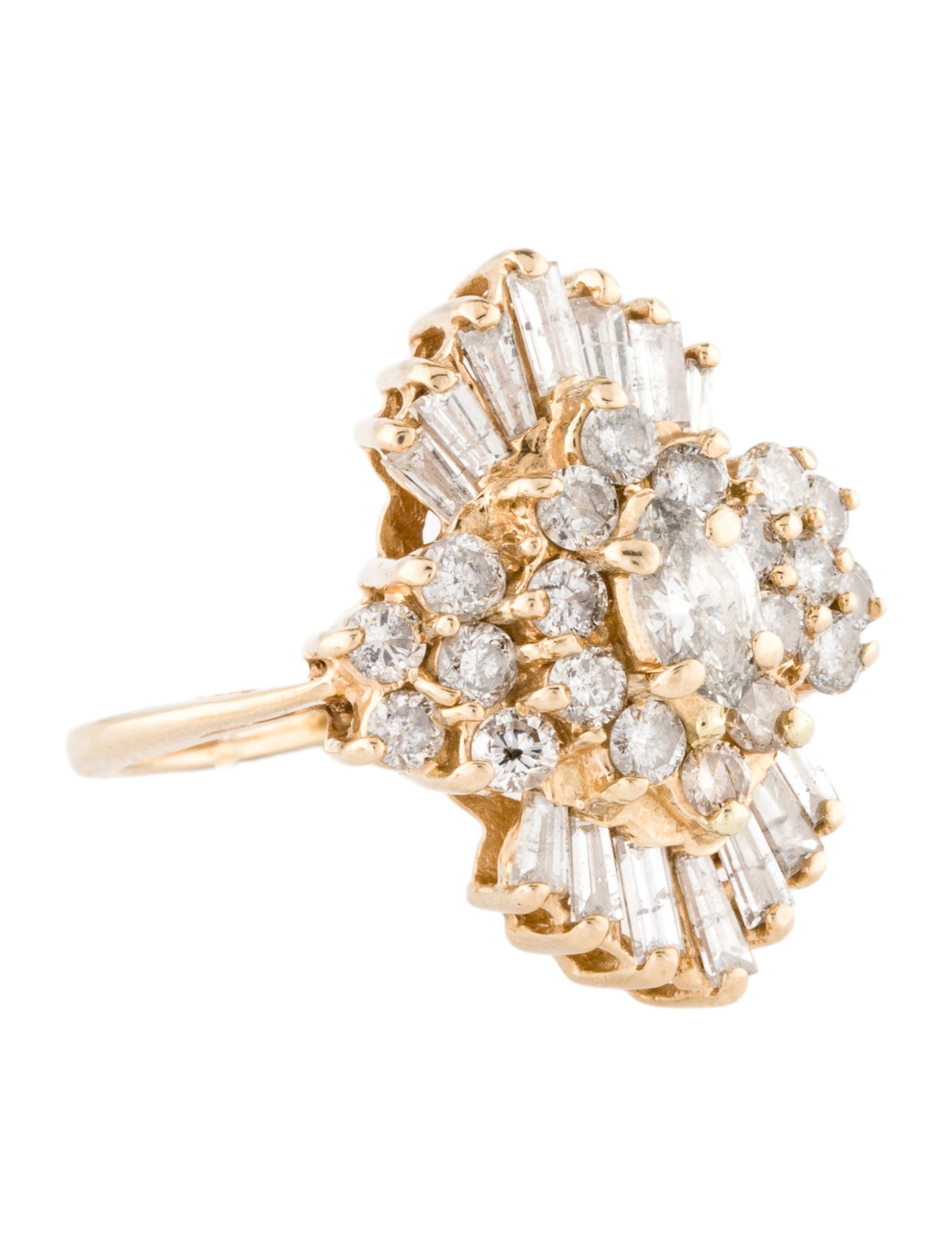 Ring 14K 1.76ctw Diamond Cluster Cocktail