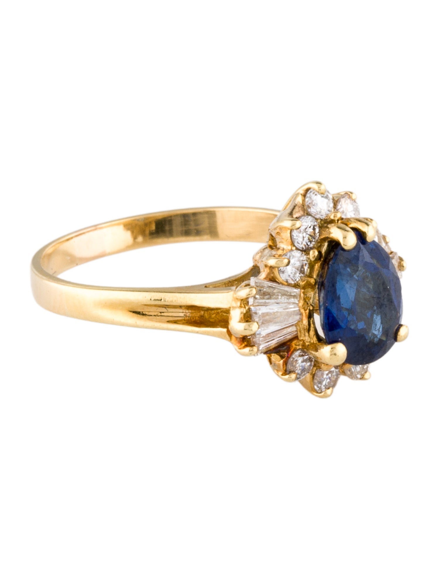 Ring 18K 1.34ct Sapphire & Diamond Cocktail Ring