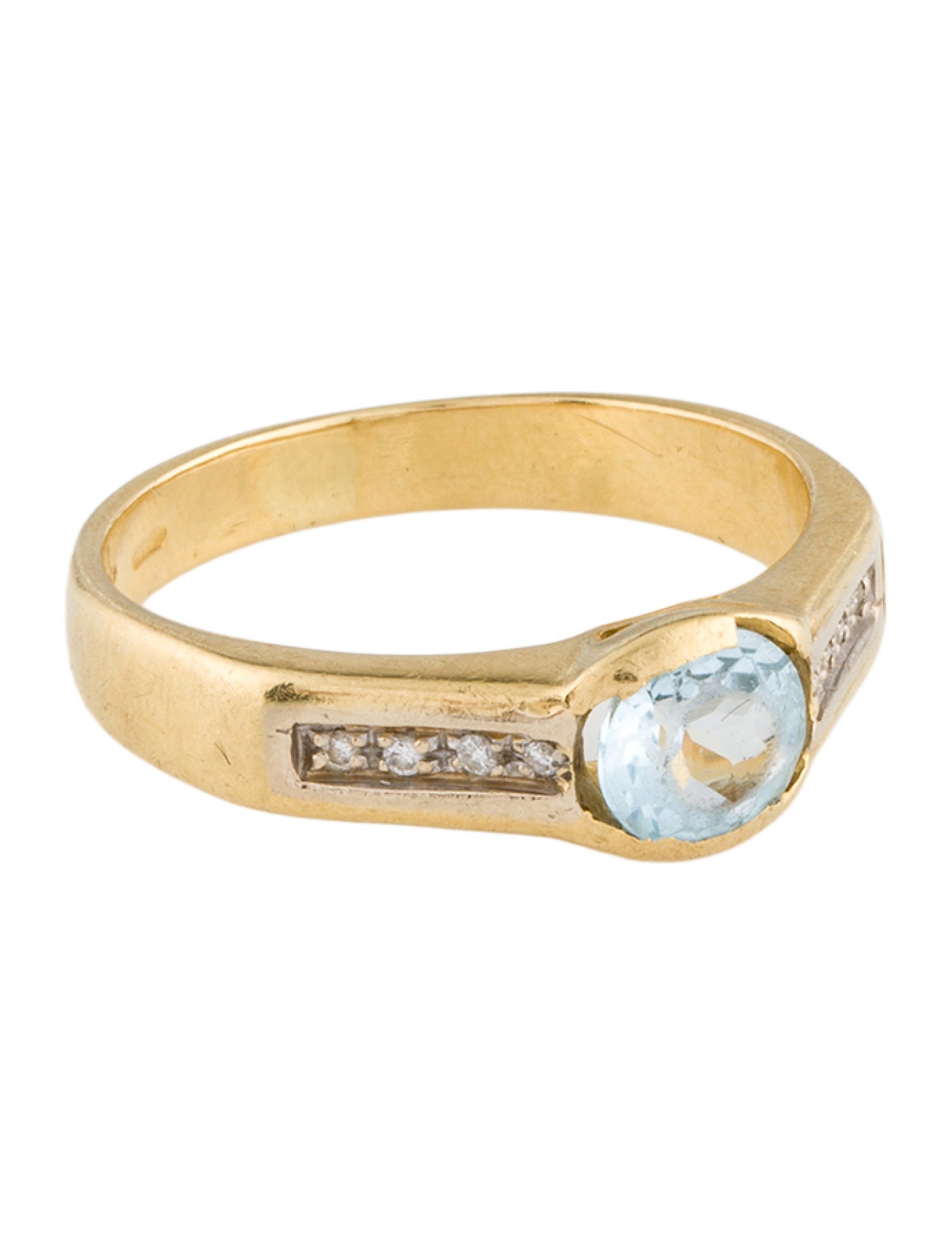 Ring 18K Topaz & Diamond Band