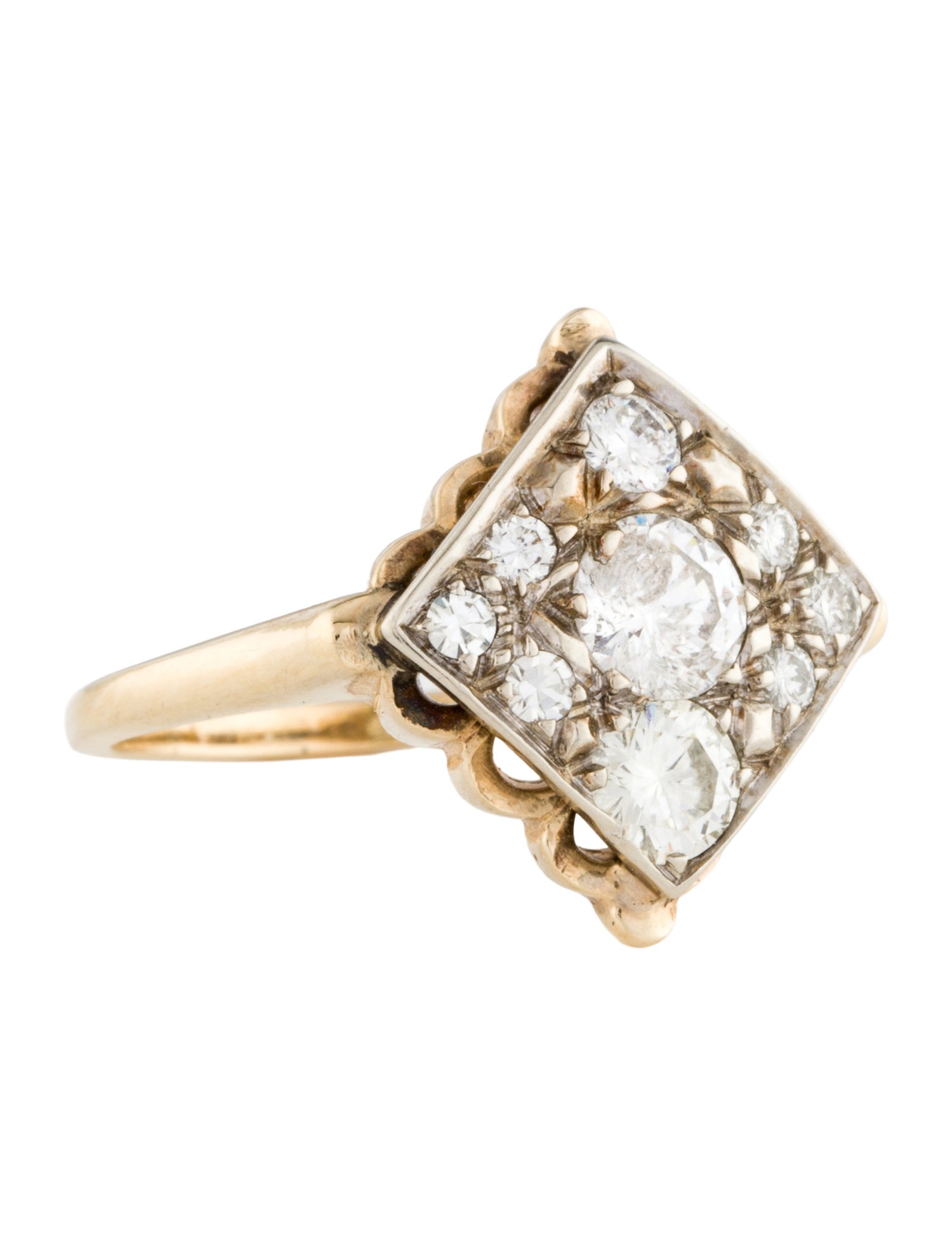 Ring Diamond Cluster Cocktail