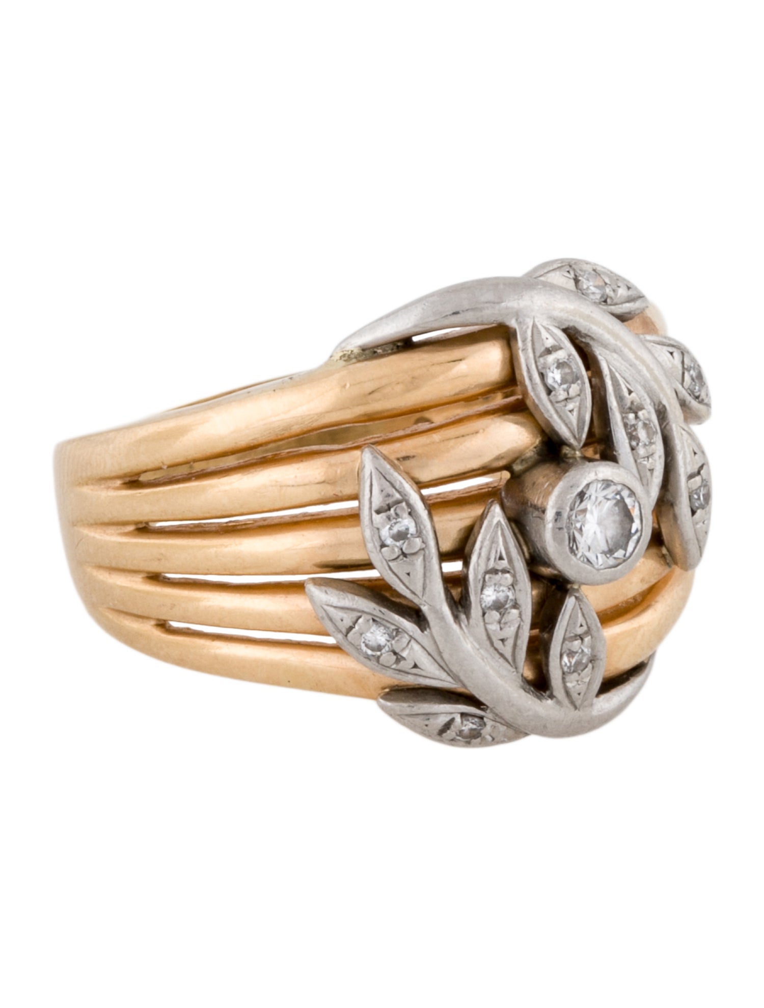 Ring 18K Diamond Floral Cocktail