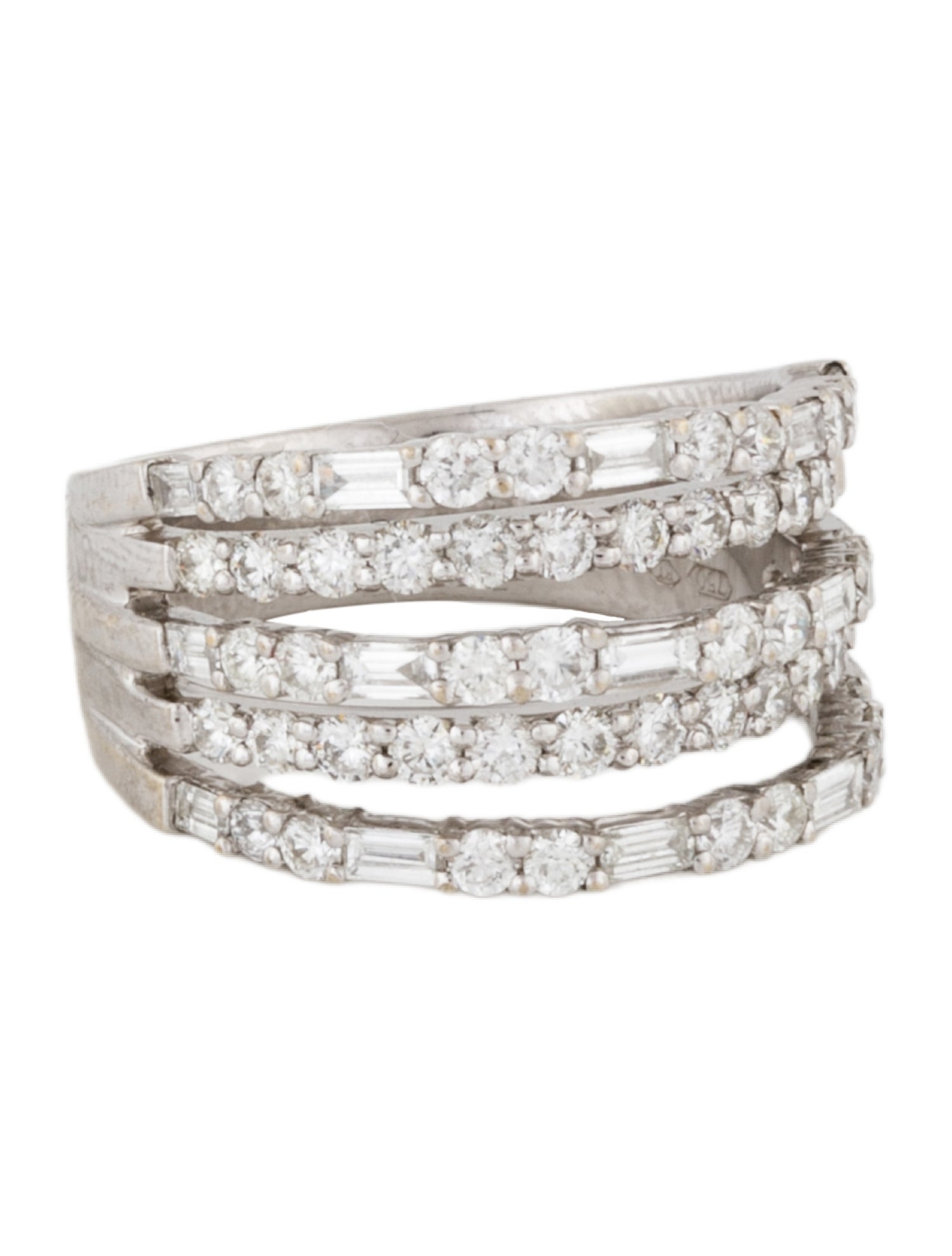 Ring 18K 1.67ctw Diamond Cocktail