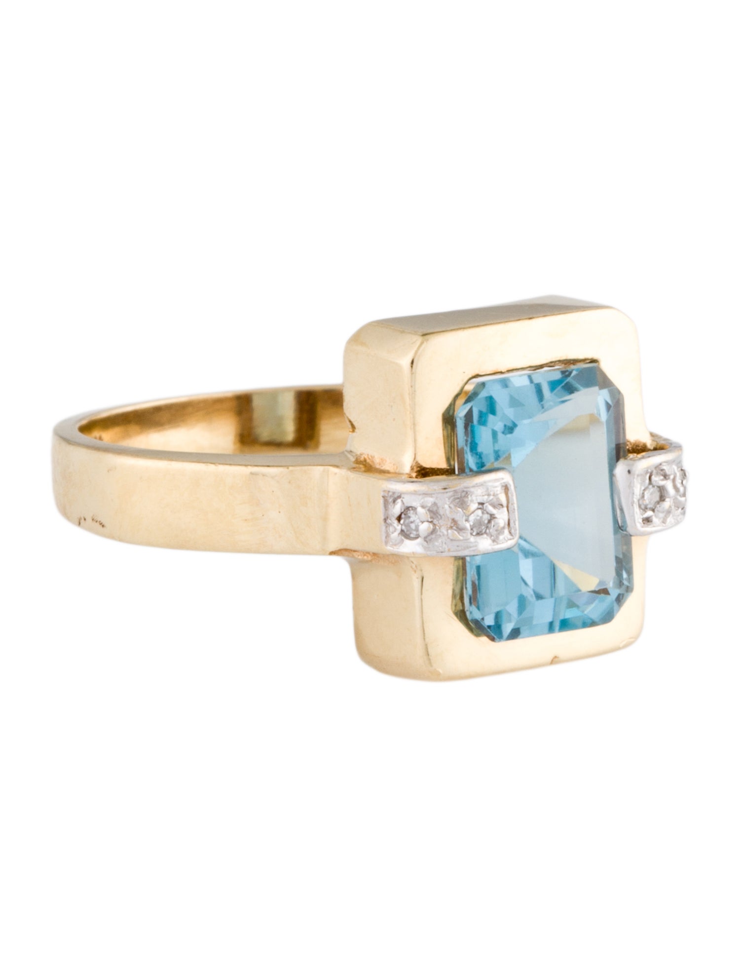 Ring 14K 2.71ct Topaz & Diamond Cocktail
