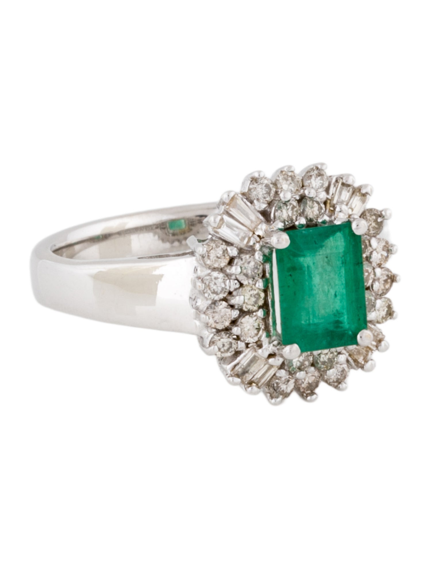 Ring 14K 1.50ctw Emerald & Diamond Cocktail