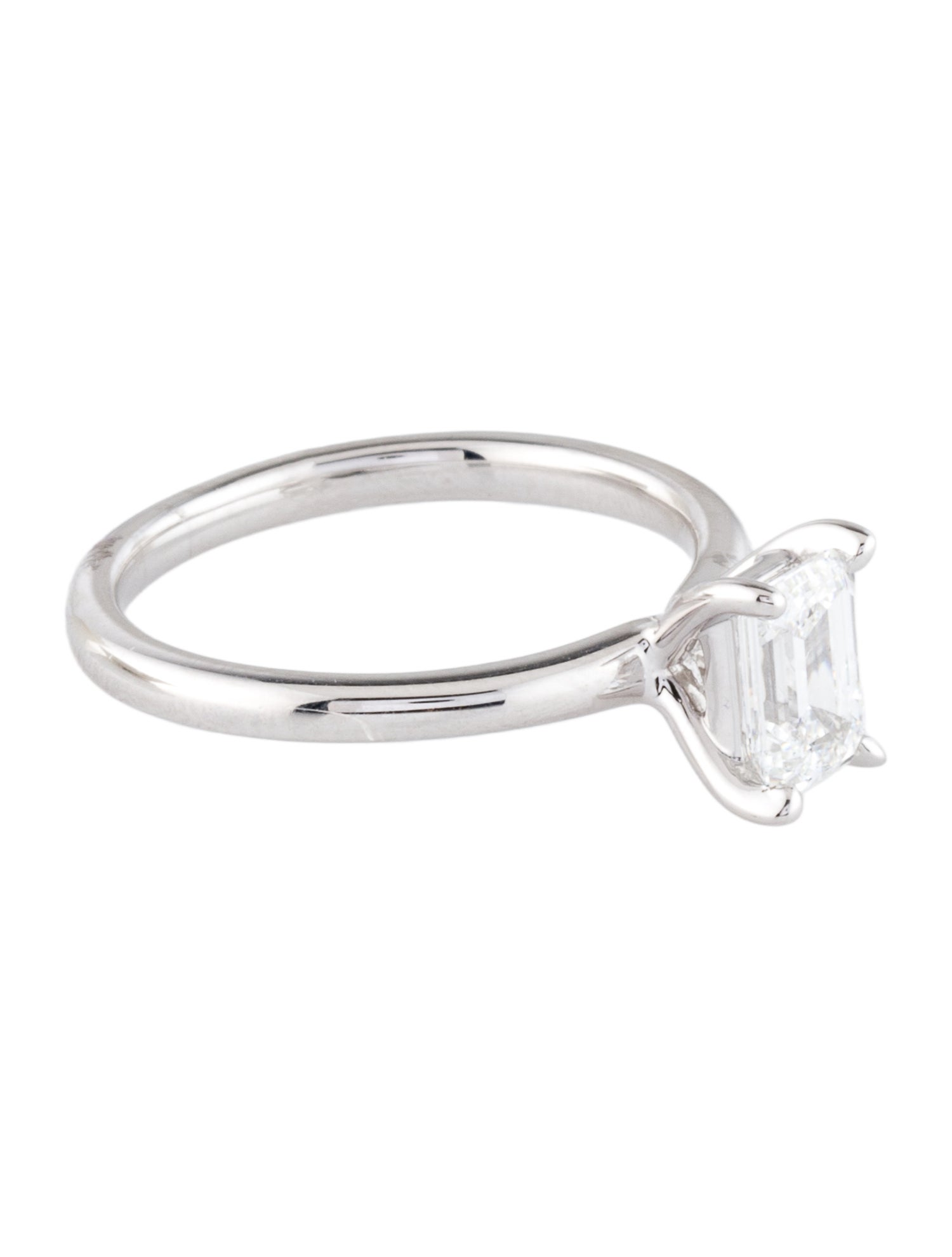 Ring 1.00ctw Lab-Grown Diamond Engagement