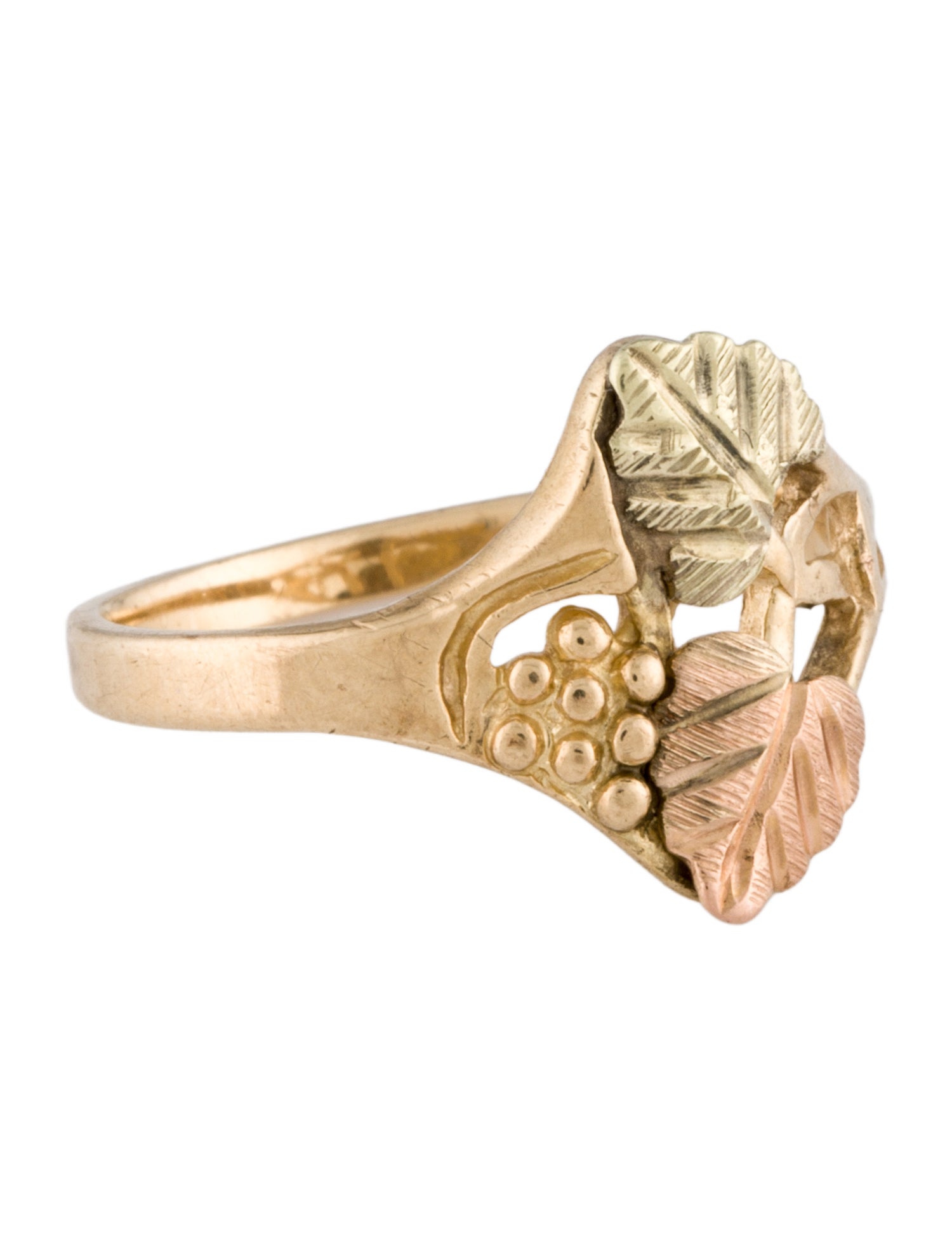 Ring 10K Two-Tone Grapevine Cocktail RIng