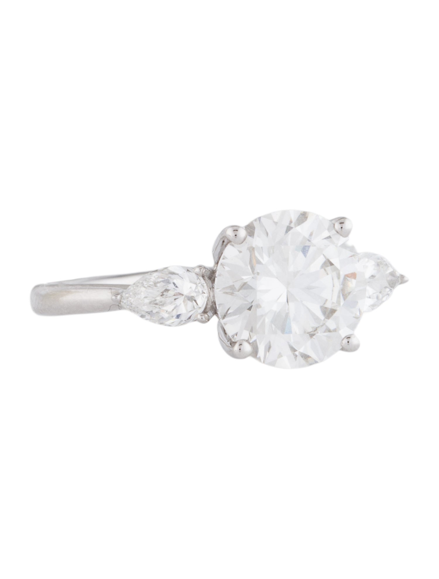 Ring 2.50ct Lab-Grown Diamond Engagement Ring