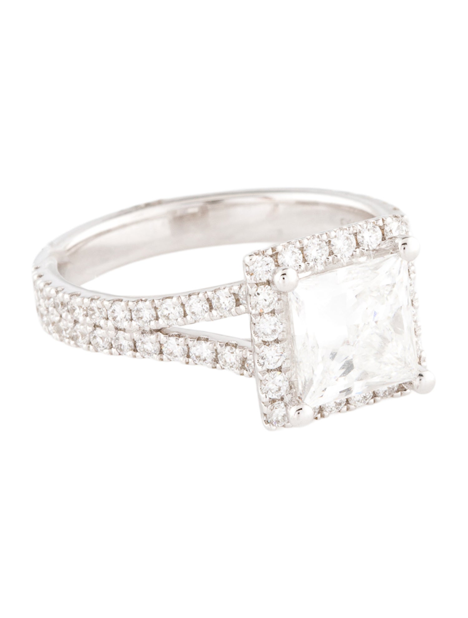 Ring 18K 2.53ctw Lab-Grown Diamond Cocktail