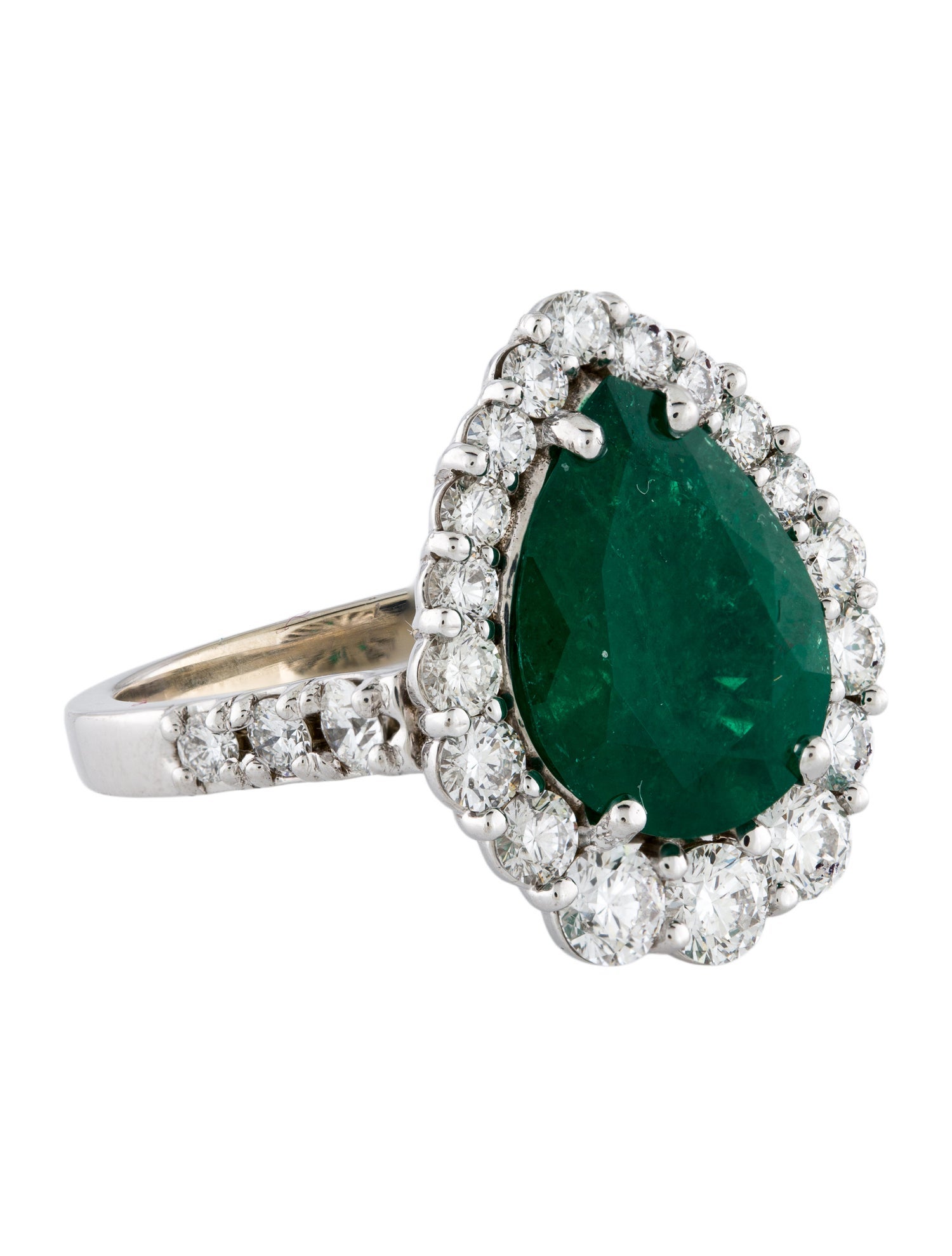 Ring 18K Colombian Emerald & Diamond Cocktail RIng