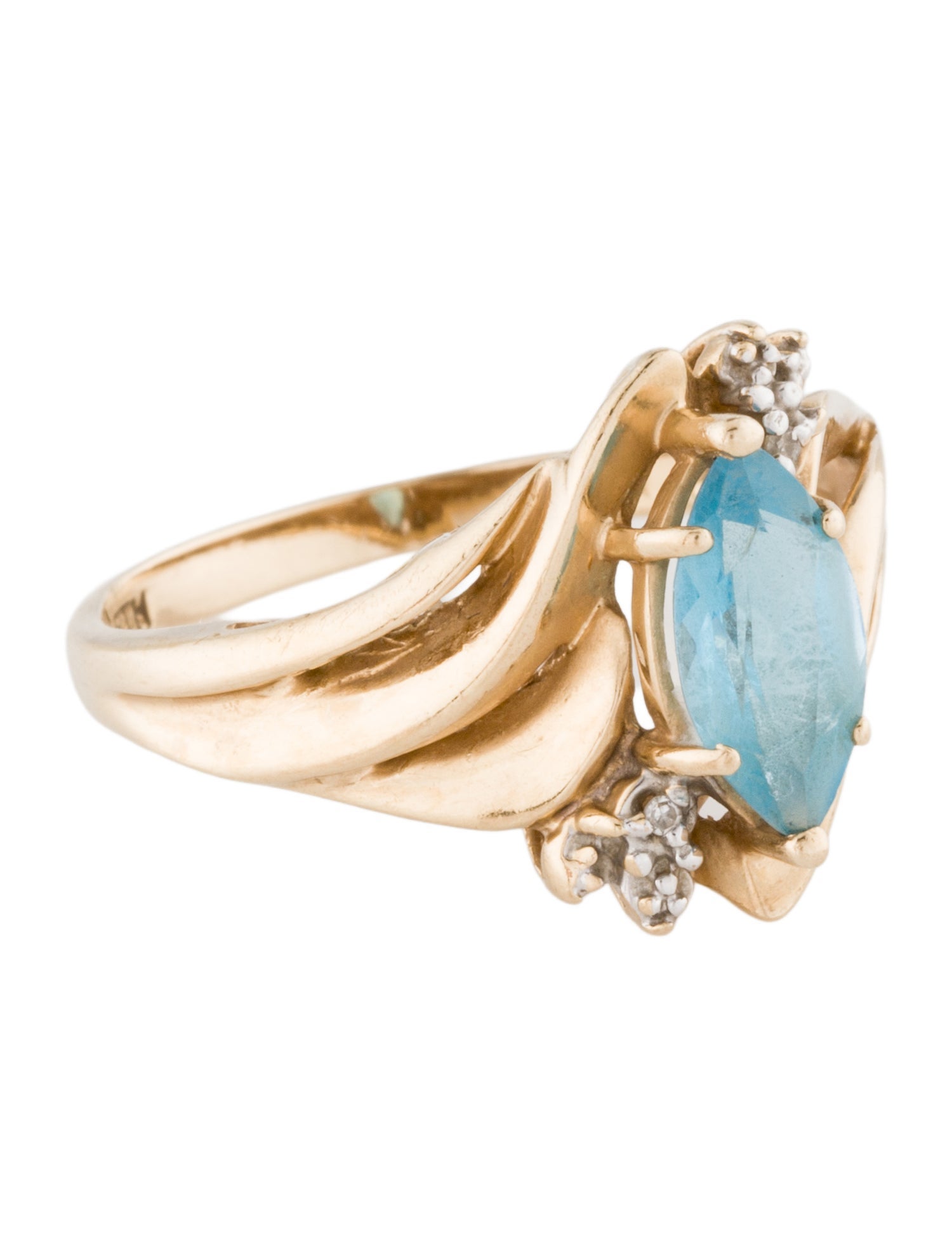 Ring 10K Diamond & Topaz Cocktail