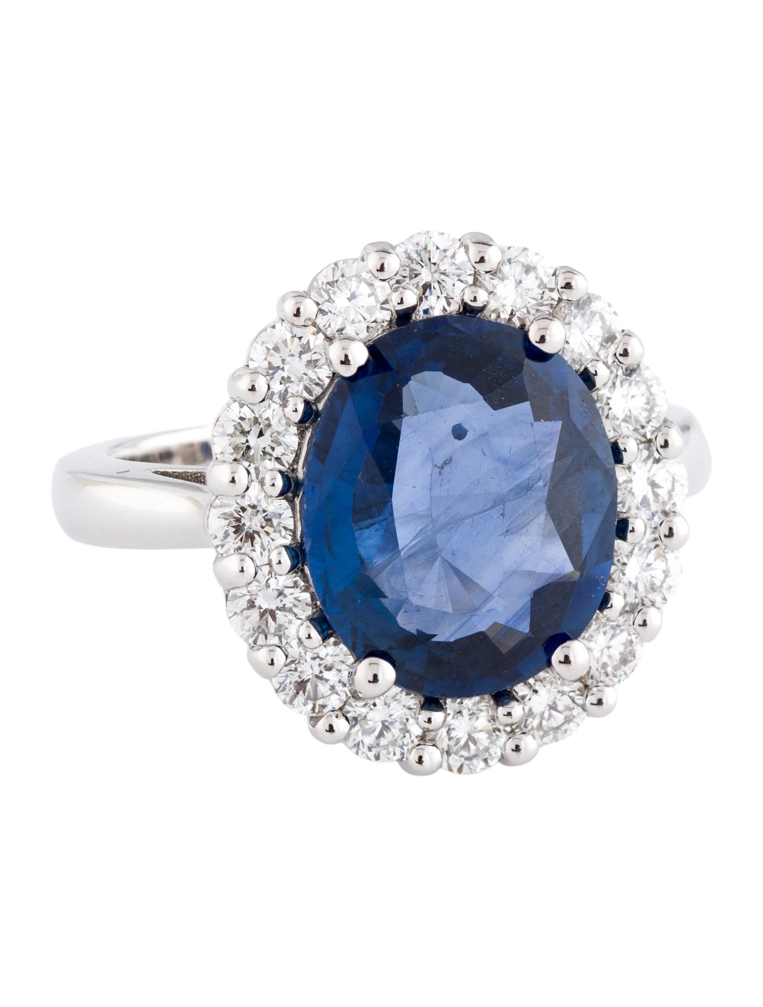 Ring 18K 4.12ct Sapphire & Diamond Cocktail Ring