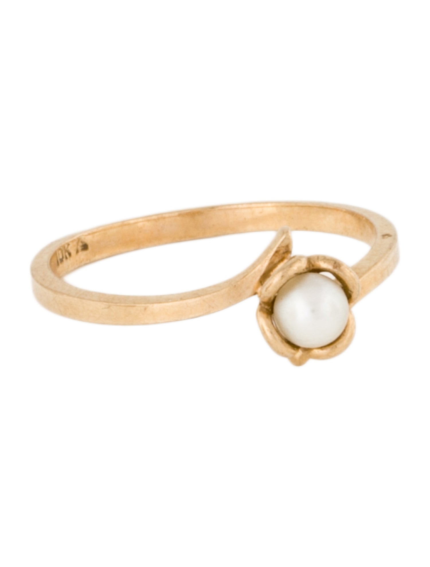 Ring 10K Pearl Flower Cocktail Ring