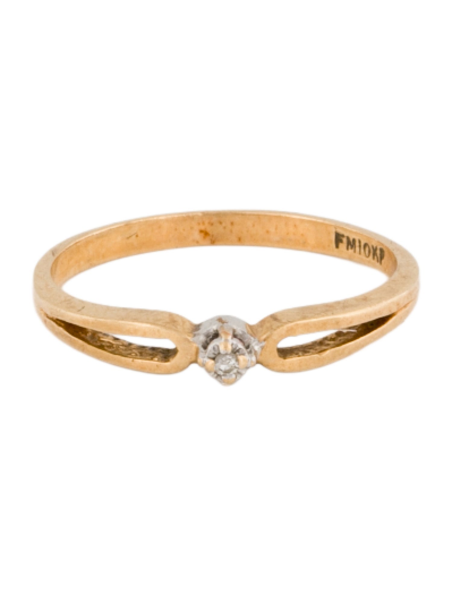 Ring 10K Diamond Solitaire