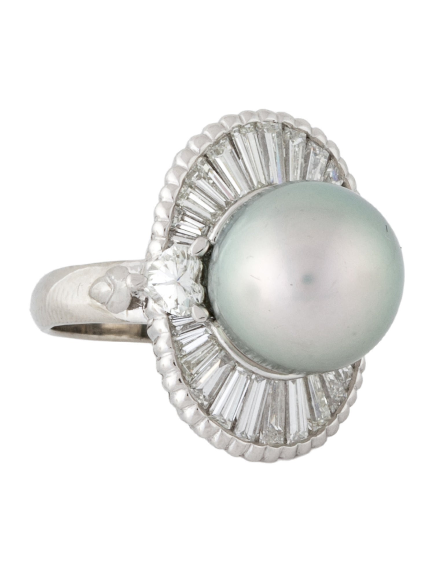 Ring Platinum Cultured Pearl & Diamond Cocktail