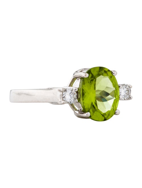 Ring 18K Peridot & Diamond Cocktail Ring
