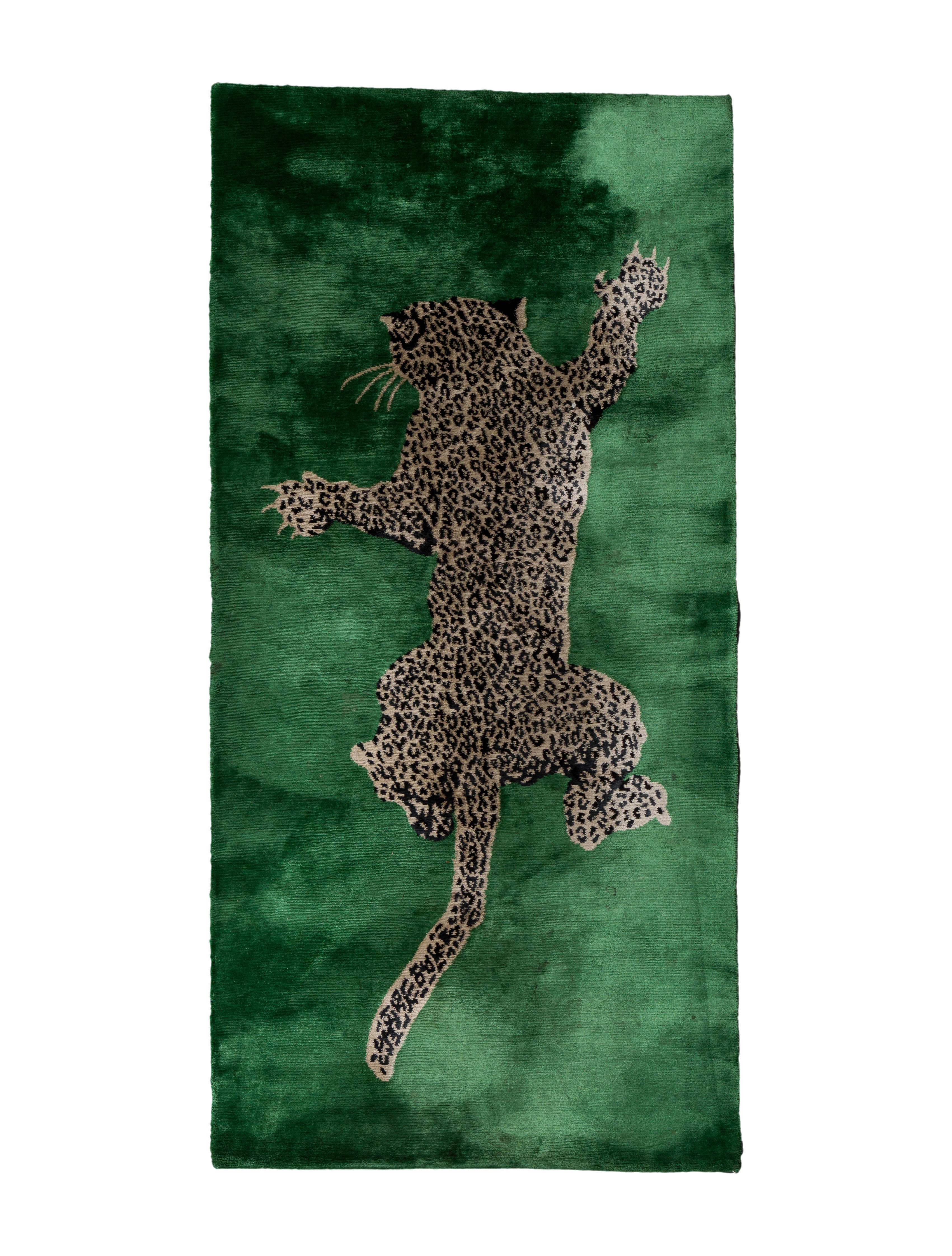 The Rug Company Climbing Leopard Rug 6' x 3' Green Small & Entryway