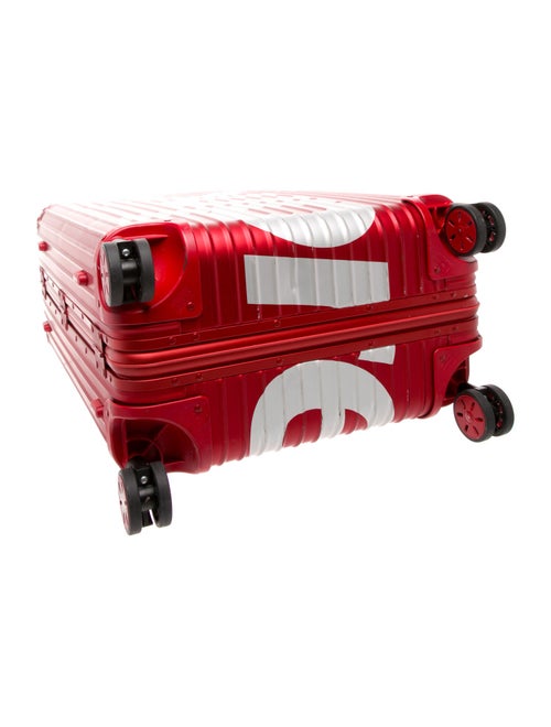 Supreme x Rimowa Topas Multiwheel 82L
