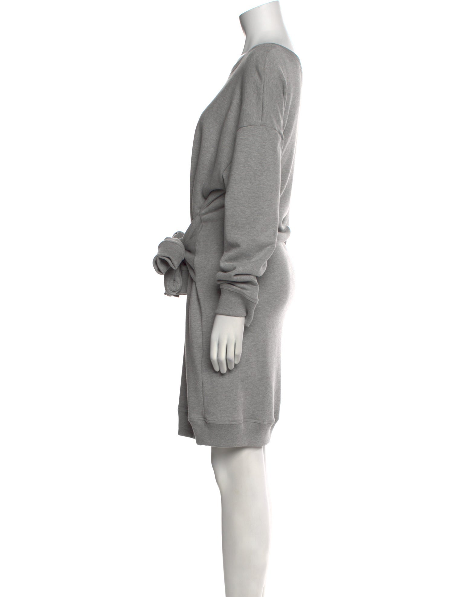 SALON 1884 Scoop Neck Knee-Length Dress