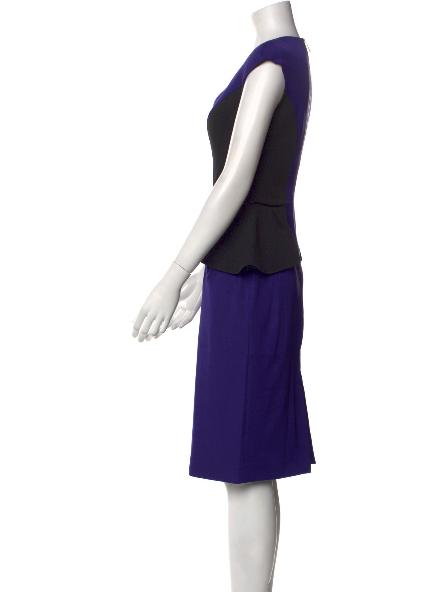 Safiyaa V-Neck Midi Length Dress