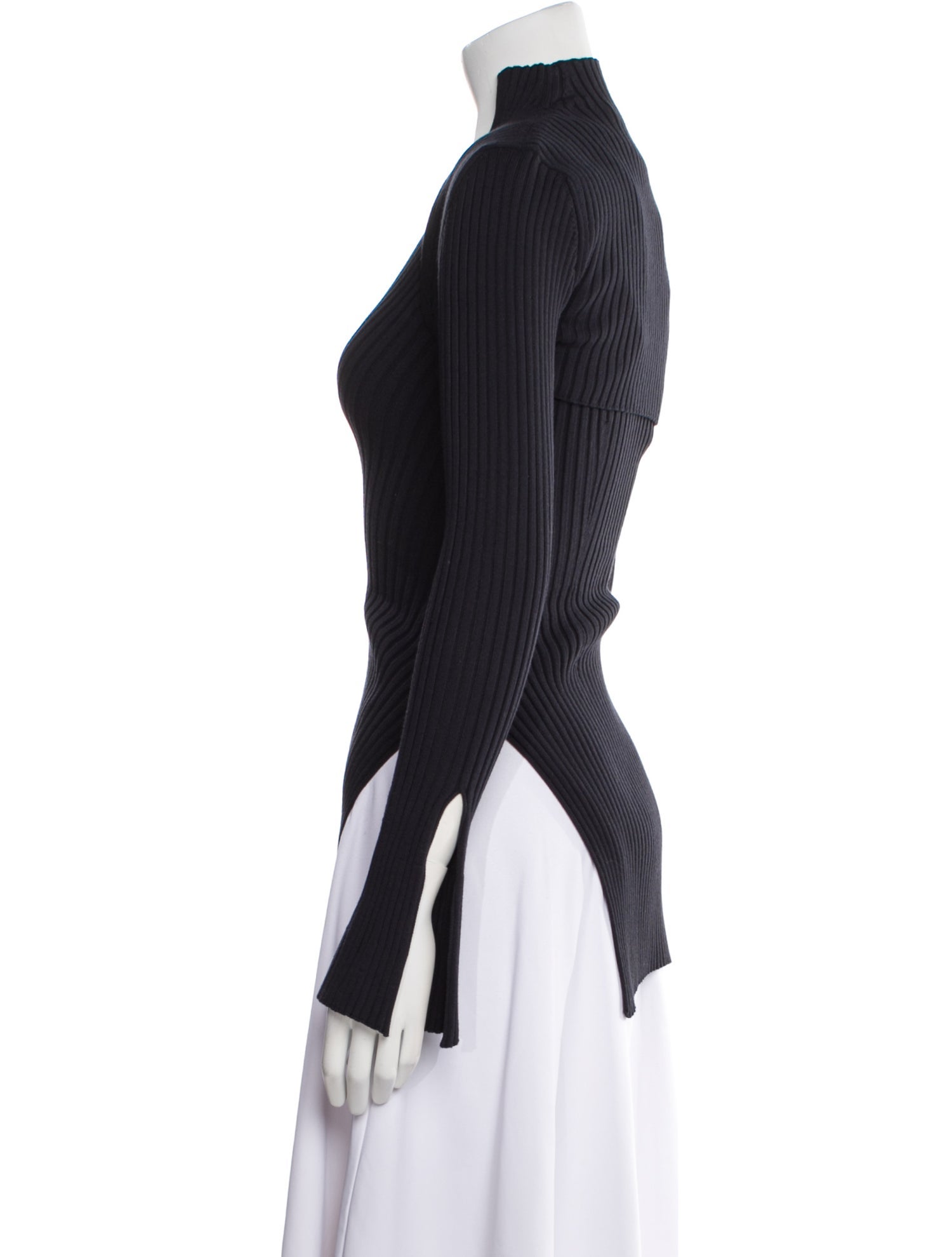 Safiyaa V-Neck Long Sleeve Top w/ Tags