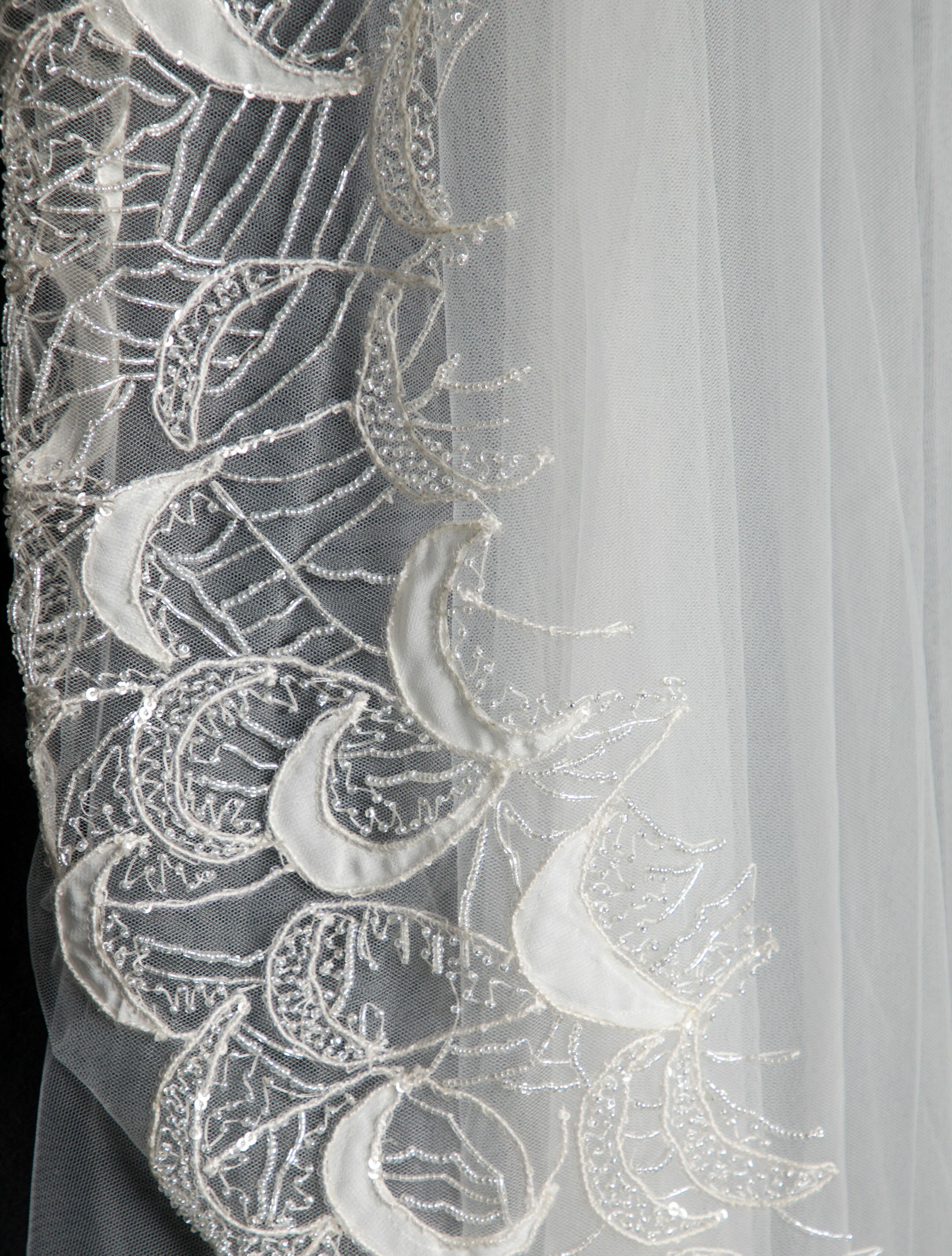 Saiid Kobeisy Long Beaded Veil