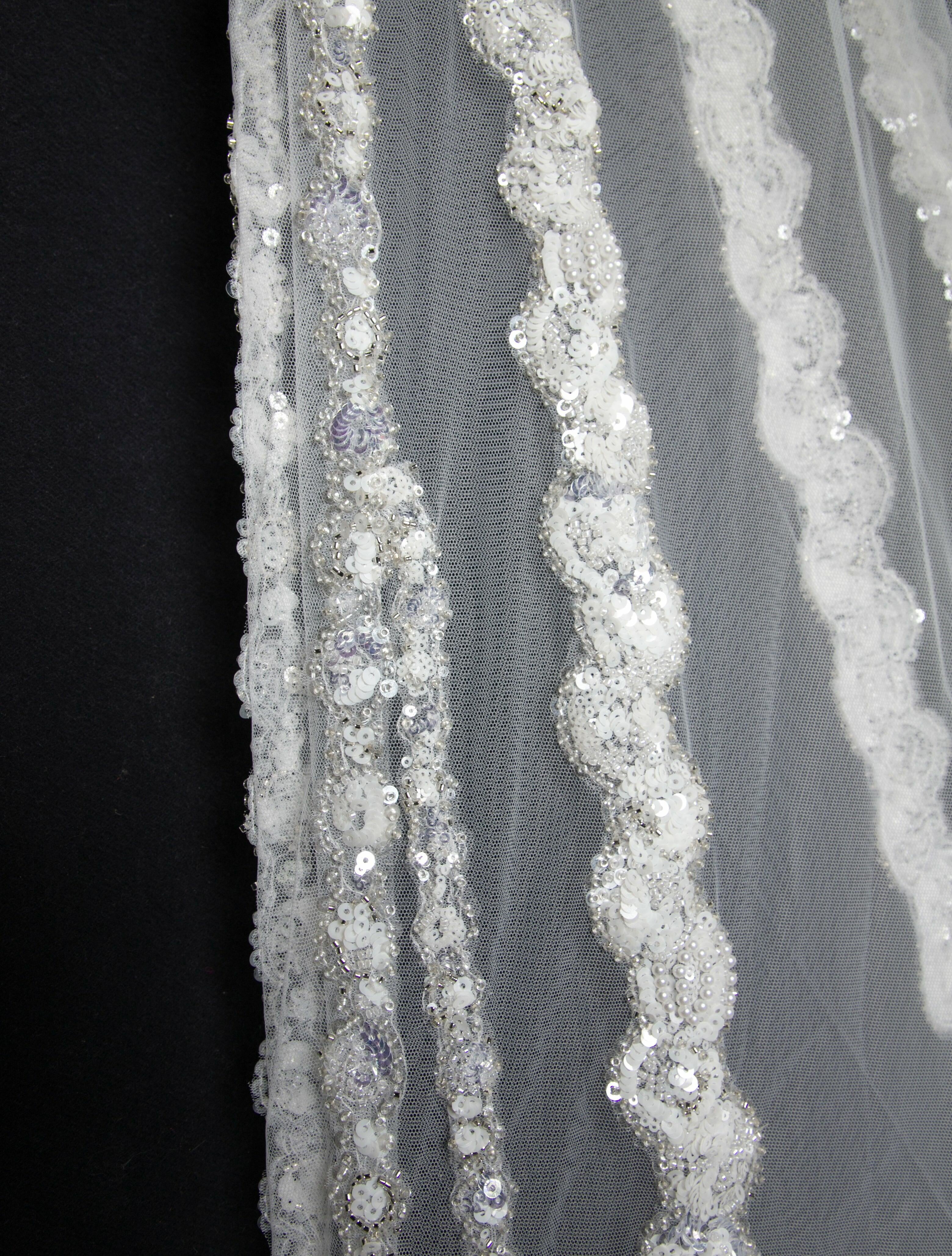 Saiid Kobeisy Dotted Line Veil