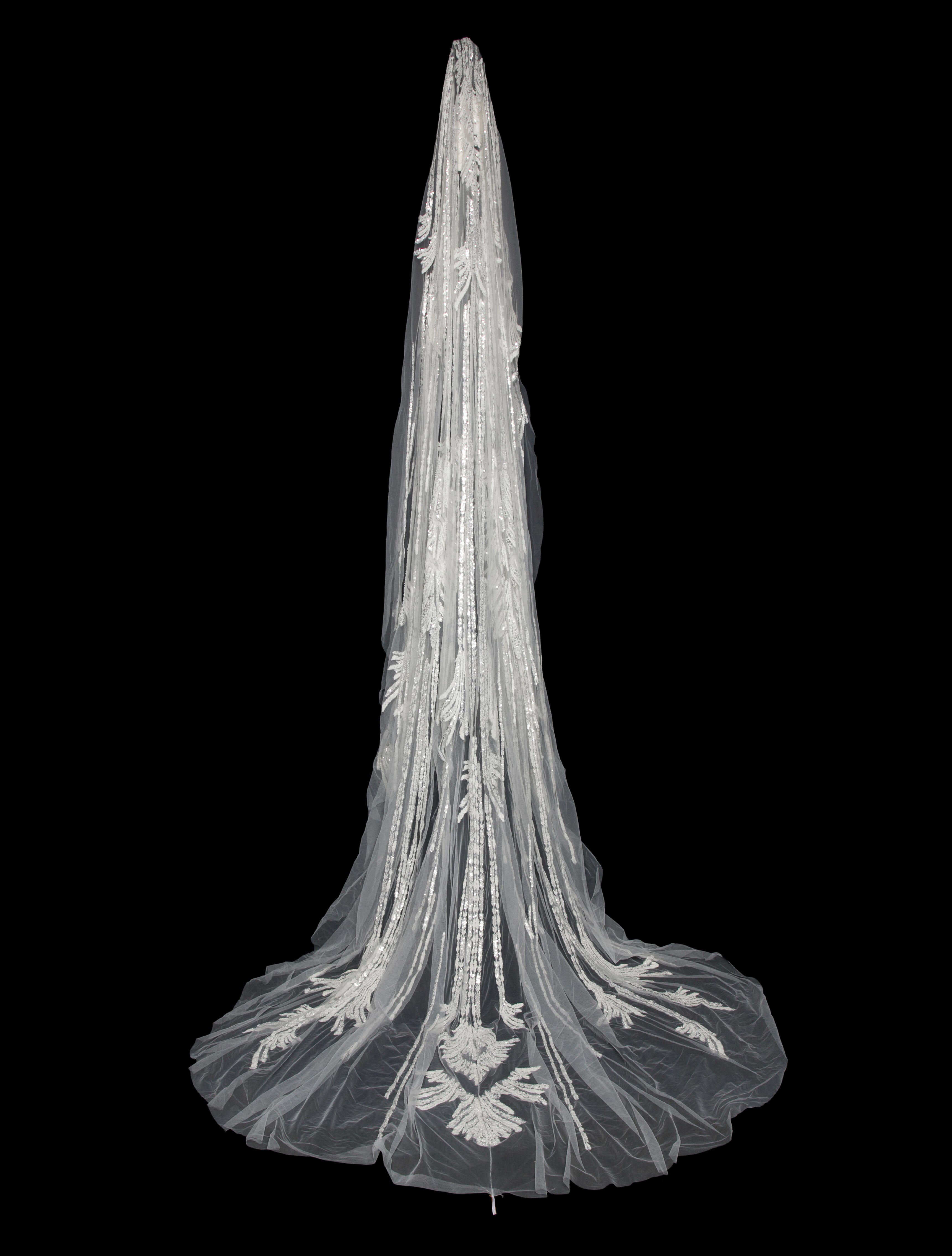 Saiid Kobeisy Long Embroidered Veil