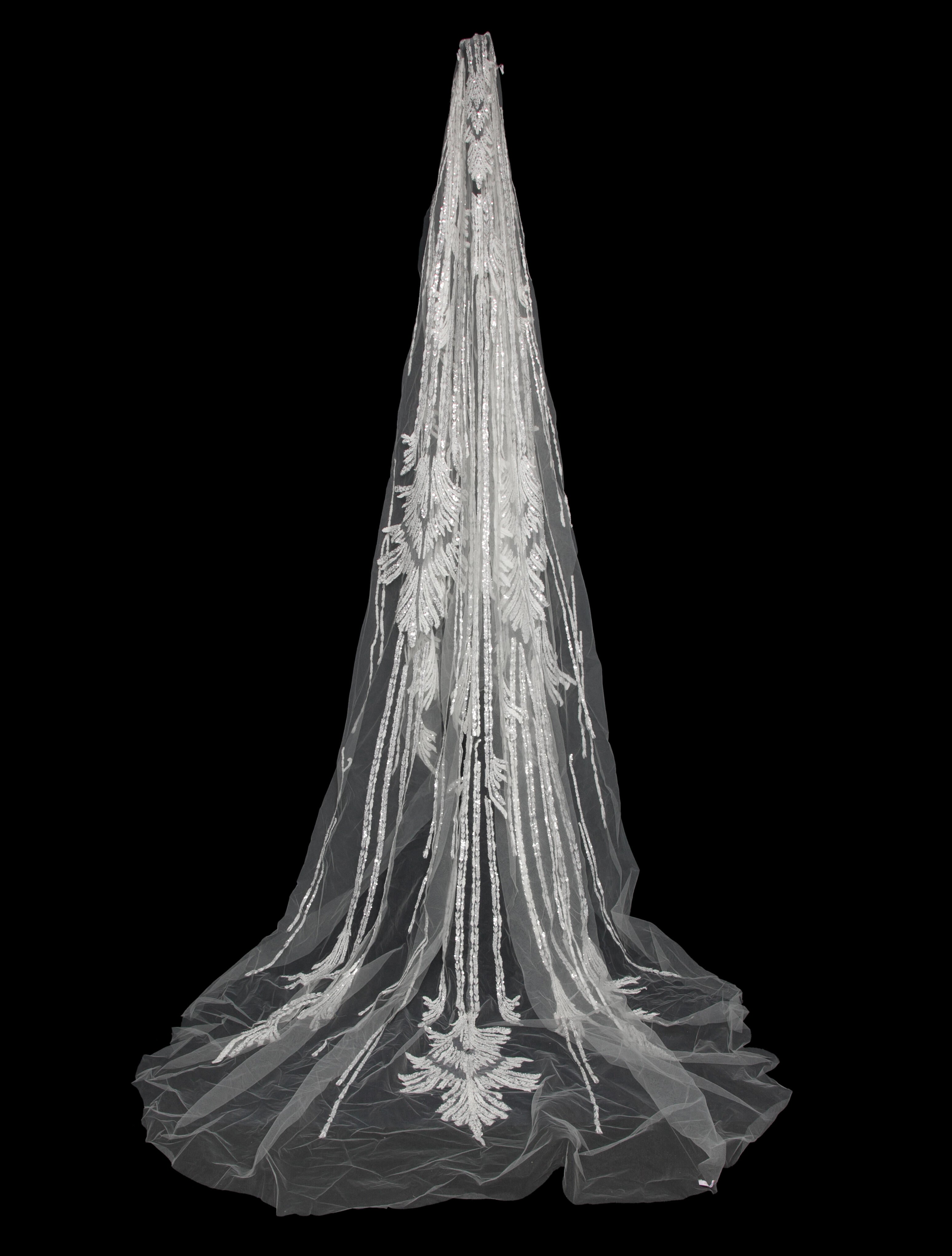 Saiid Kobeisy Long Embroidered Veil