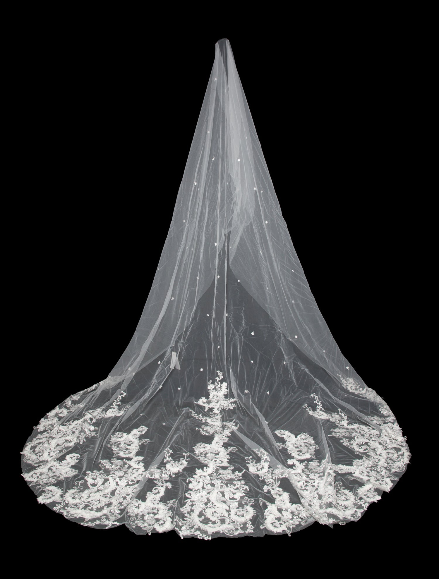 Saiid Kobeisy white mesh veil